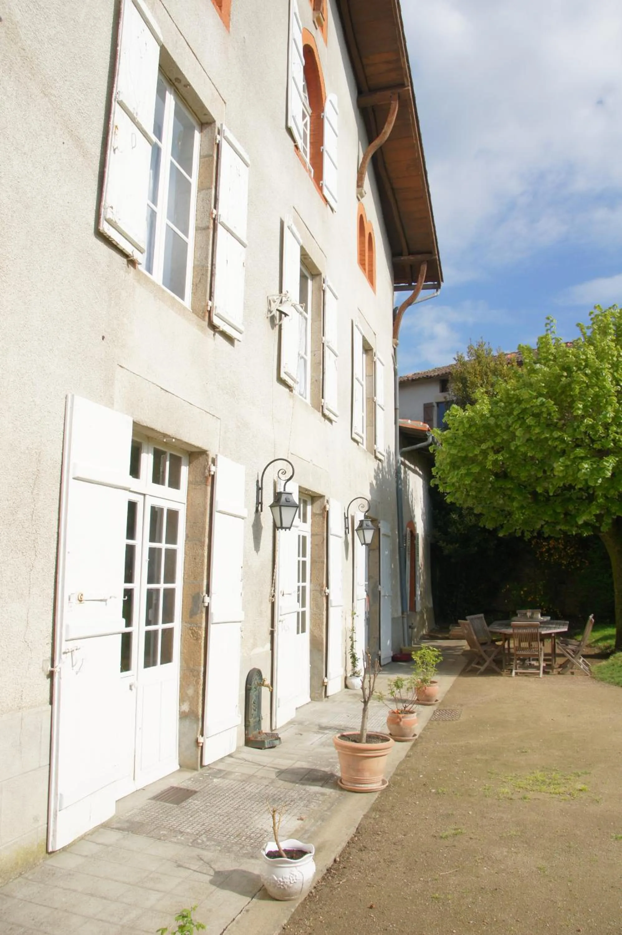 Facade/entrance in Le Clos de La Muse