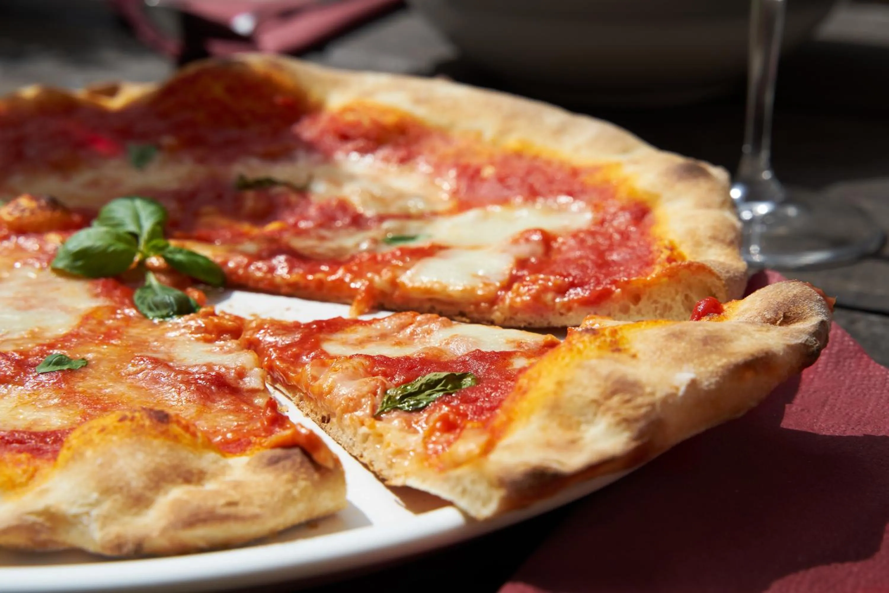 Restaurant/places to eat in Gwuni B&B