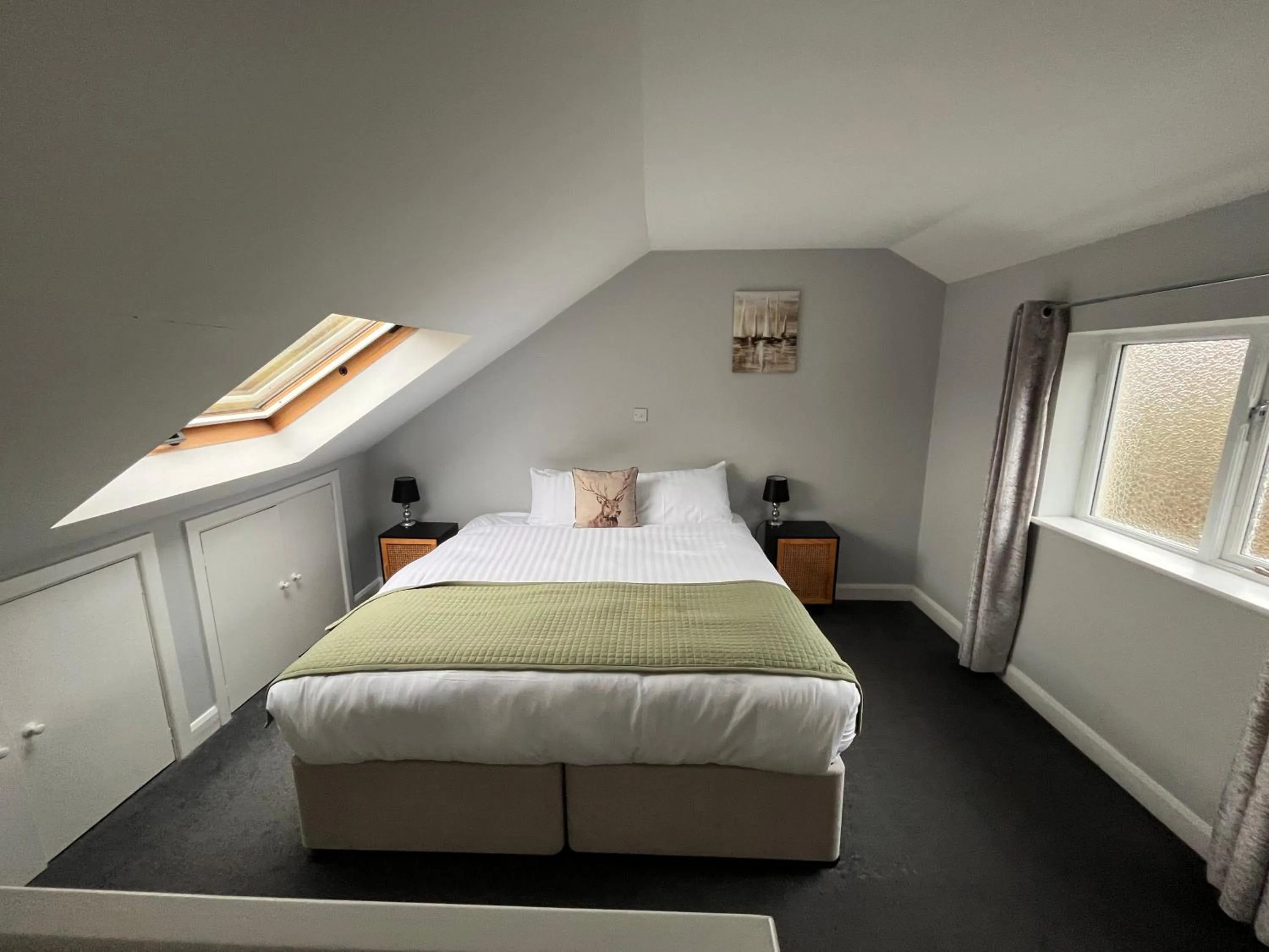 Bedroom, Bed in Pendle Inn