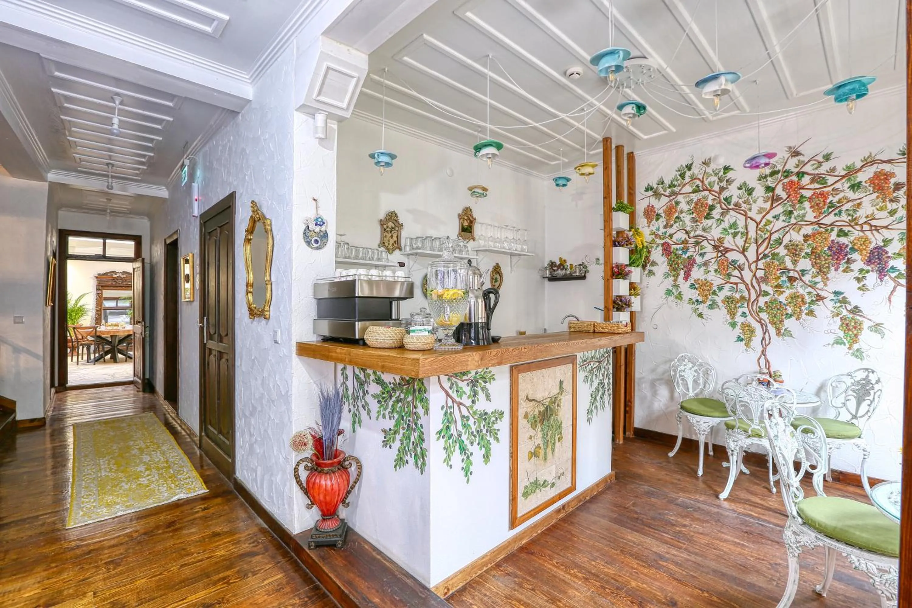 Banquet/Function facilities in Trilye Bay C Konak