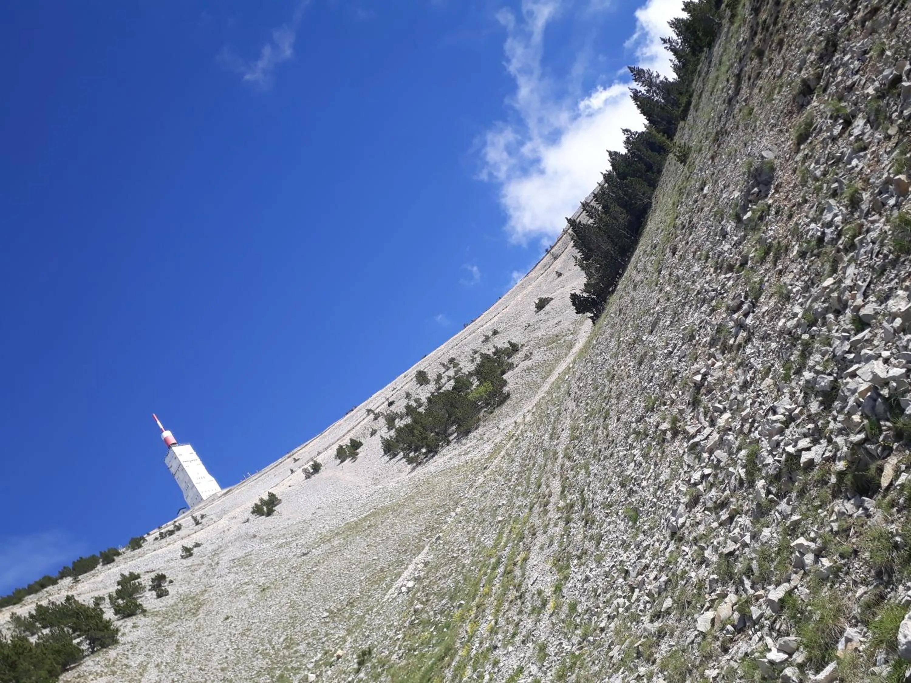 Nearby landmark in Hôtel & SPA Ventoux Provence "Domaine des Tilleuls"