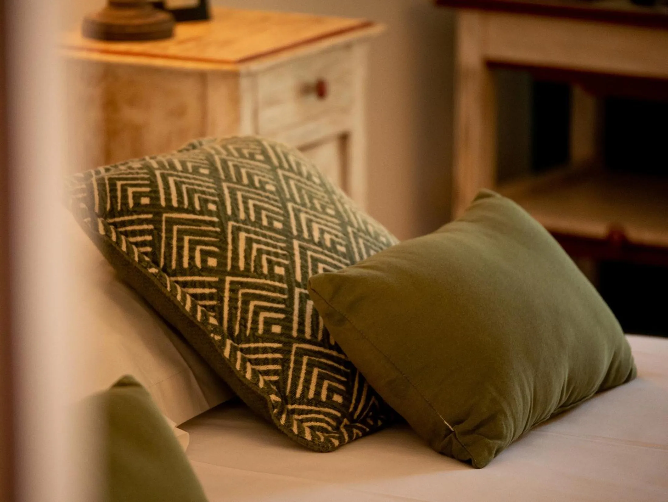 Decorative detail, Bed in Hôtel & SPA Ventoux Provence "Domaine des Tilleuls"