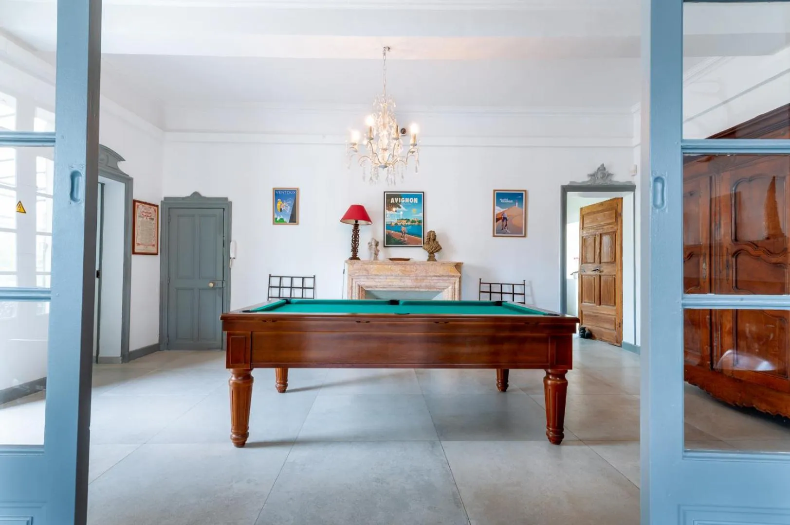 Billiard in Hôtel & SPA Ventoux Provence "Domaine des Tilleuls"