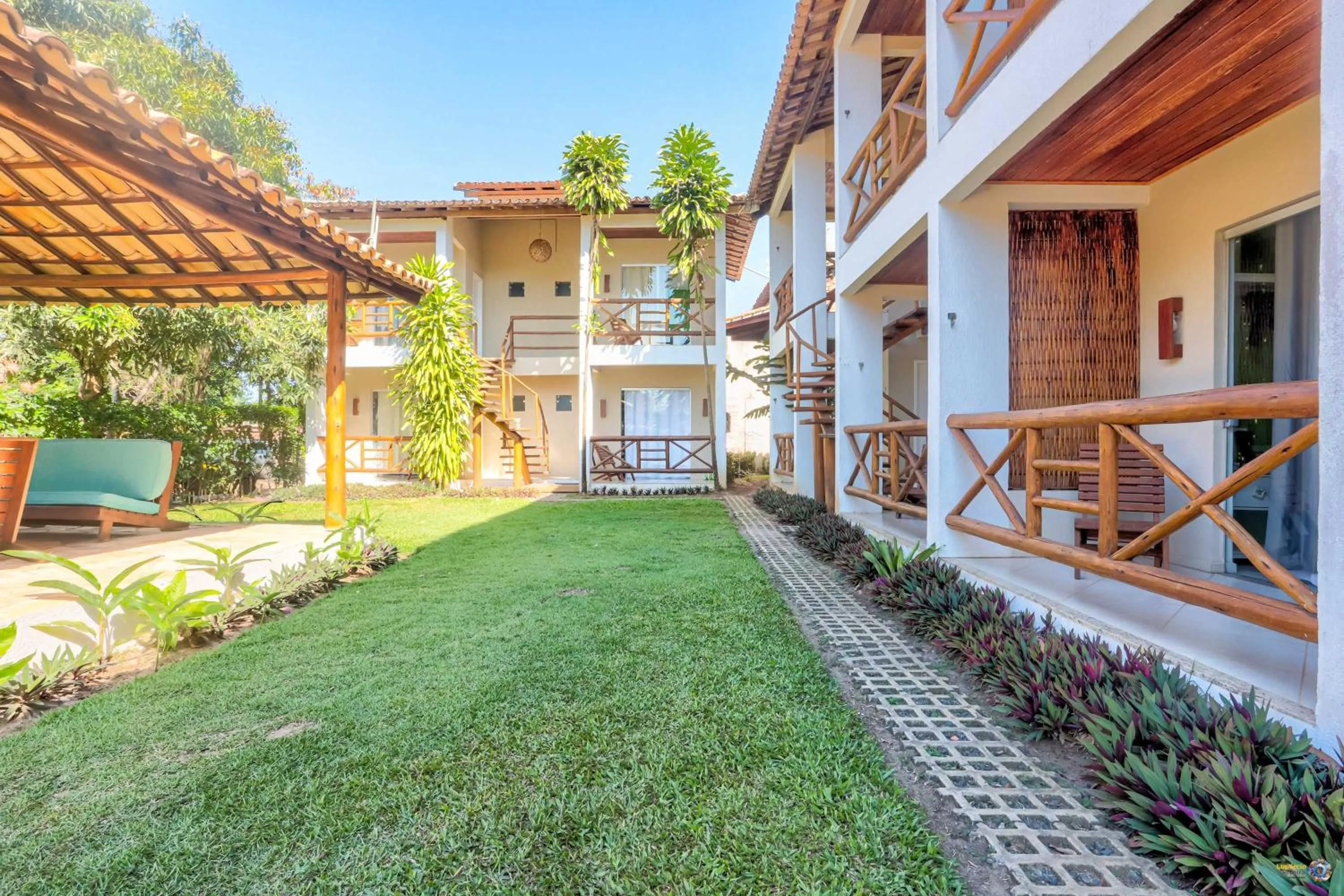 Facade/entrance in Pousada Terra Mar Way