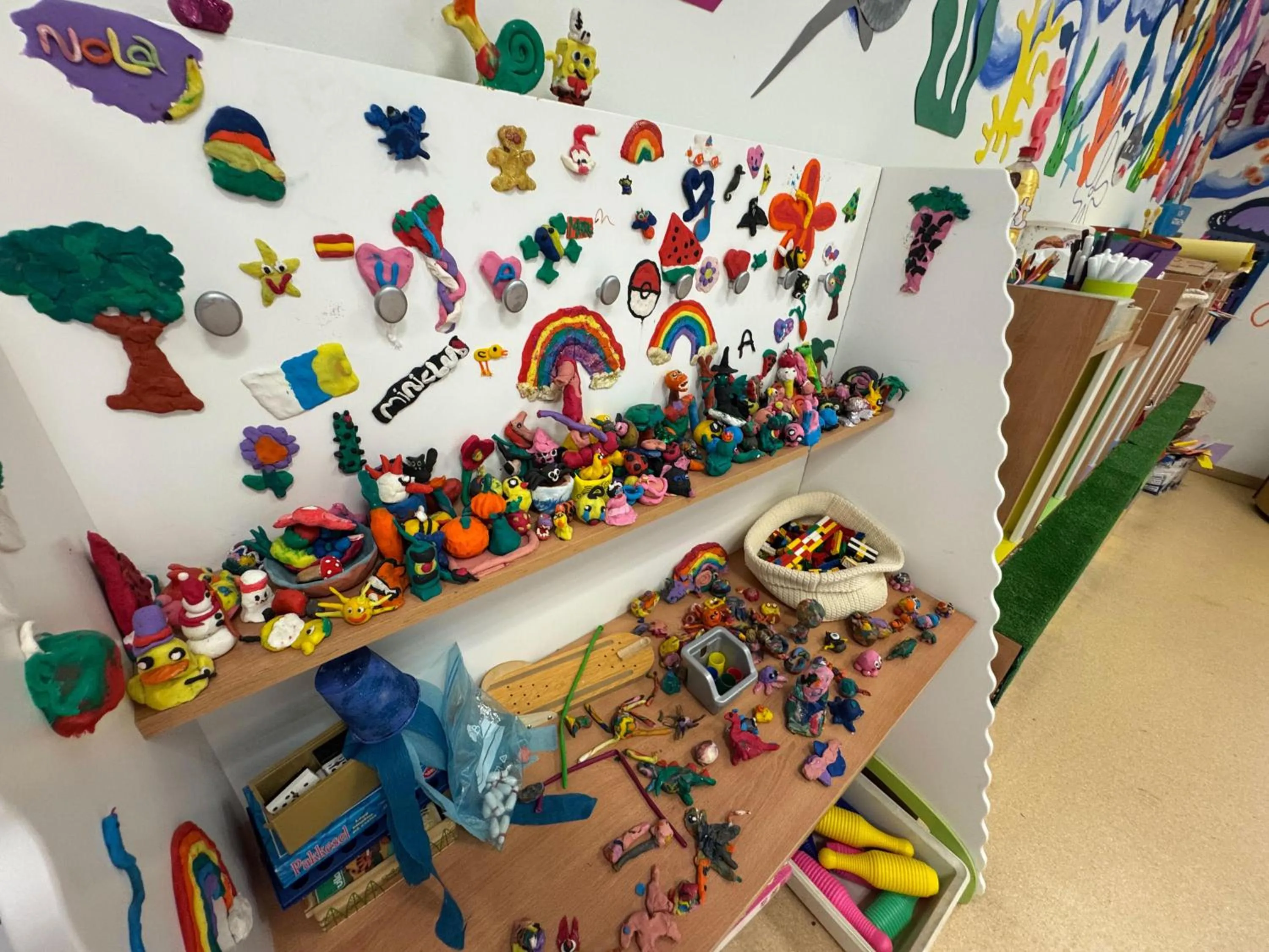 children in Caybeach Meloneras