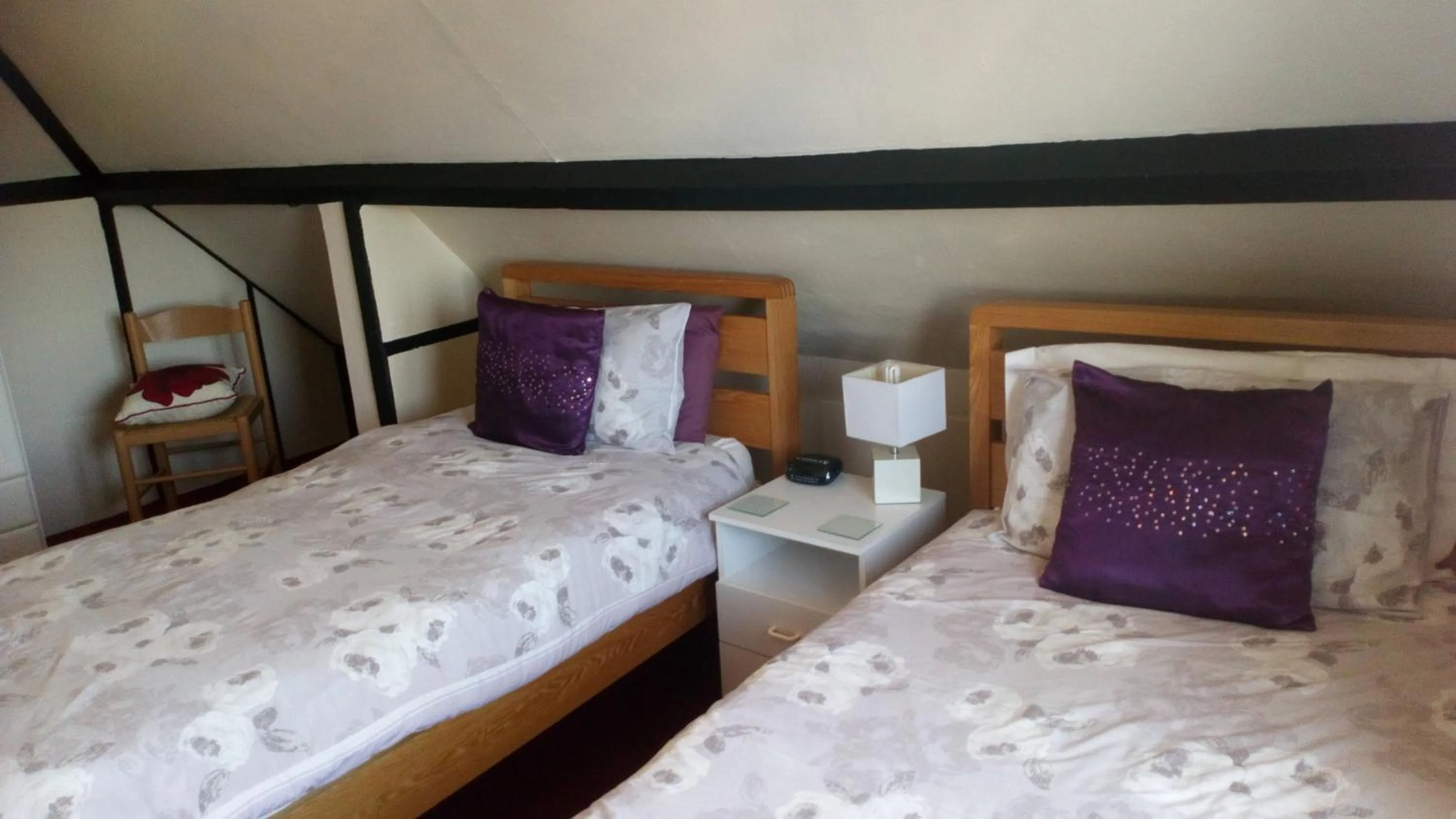 Bedroom, Bed in Rob Roy Guest House