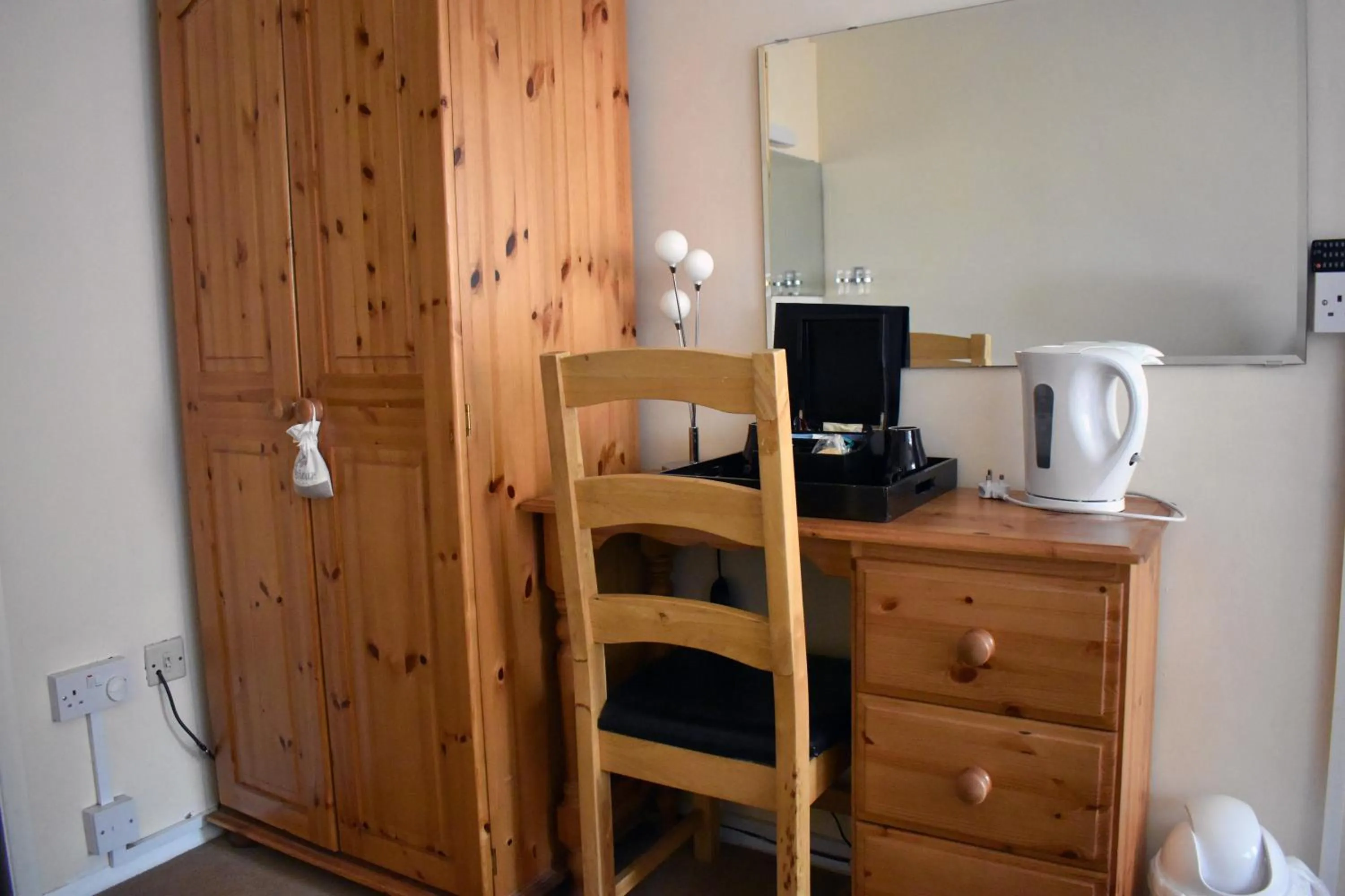 Bedroom in Rob Roy Guest House