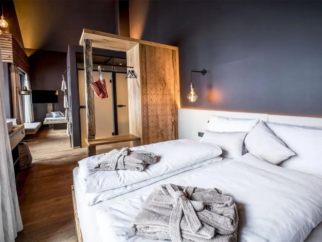 Deluxe Double Room with Bath in KRAFTalm Deluxe Double Room with Bath in KRAFTalm