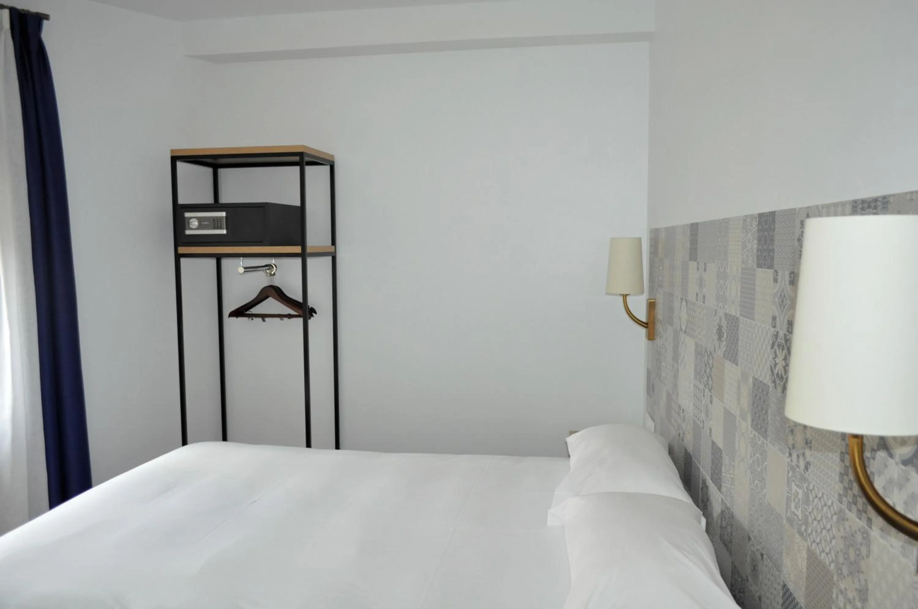 Bed in Hostal Restaurante Villa de Brihuega