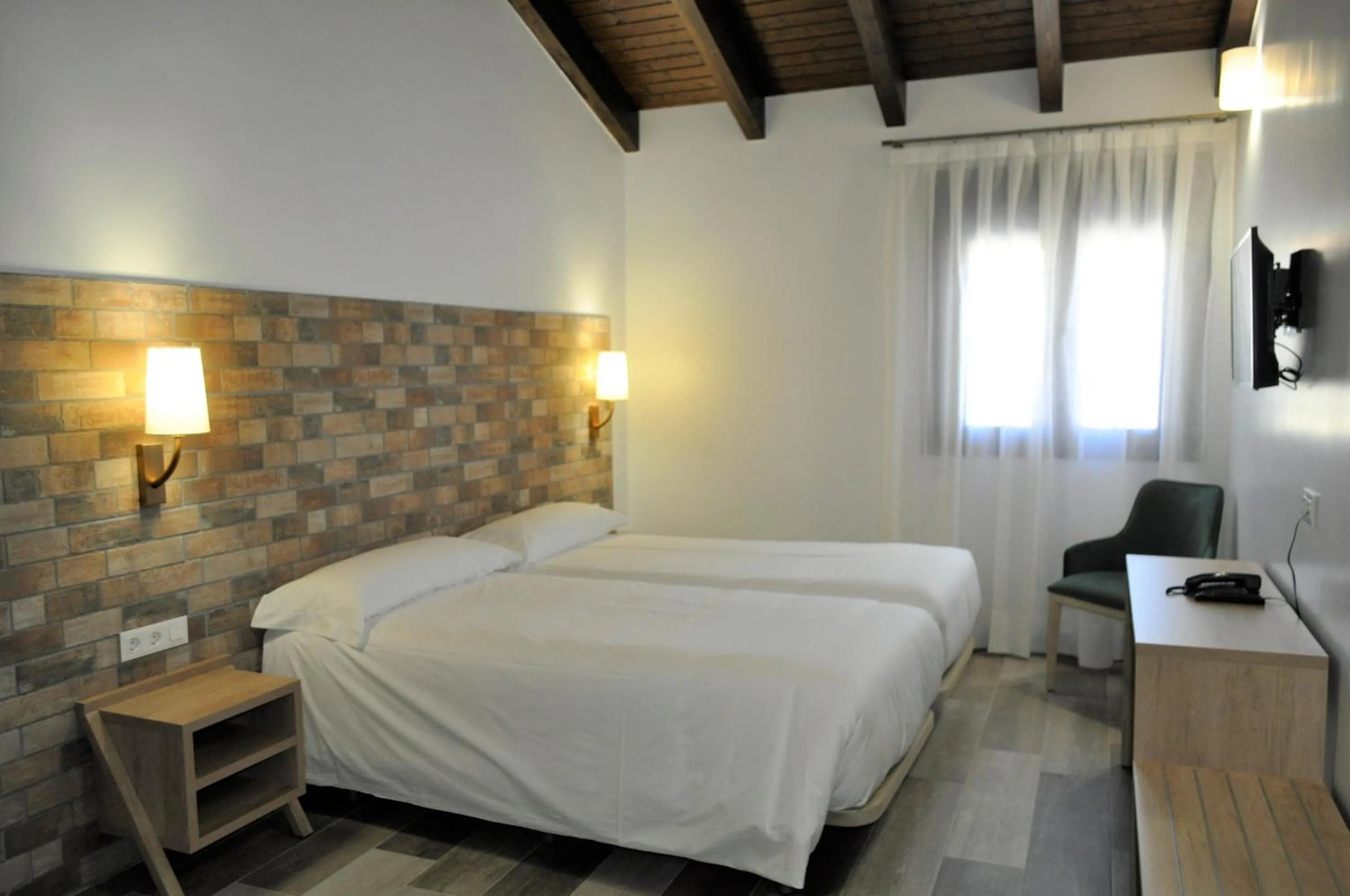 Bed in Hostal Restaurante Villa de Brihuega