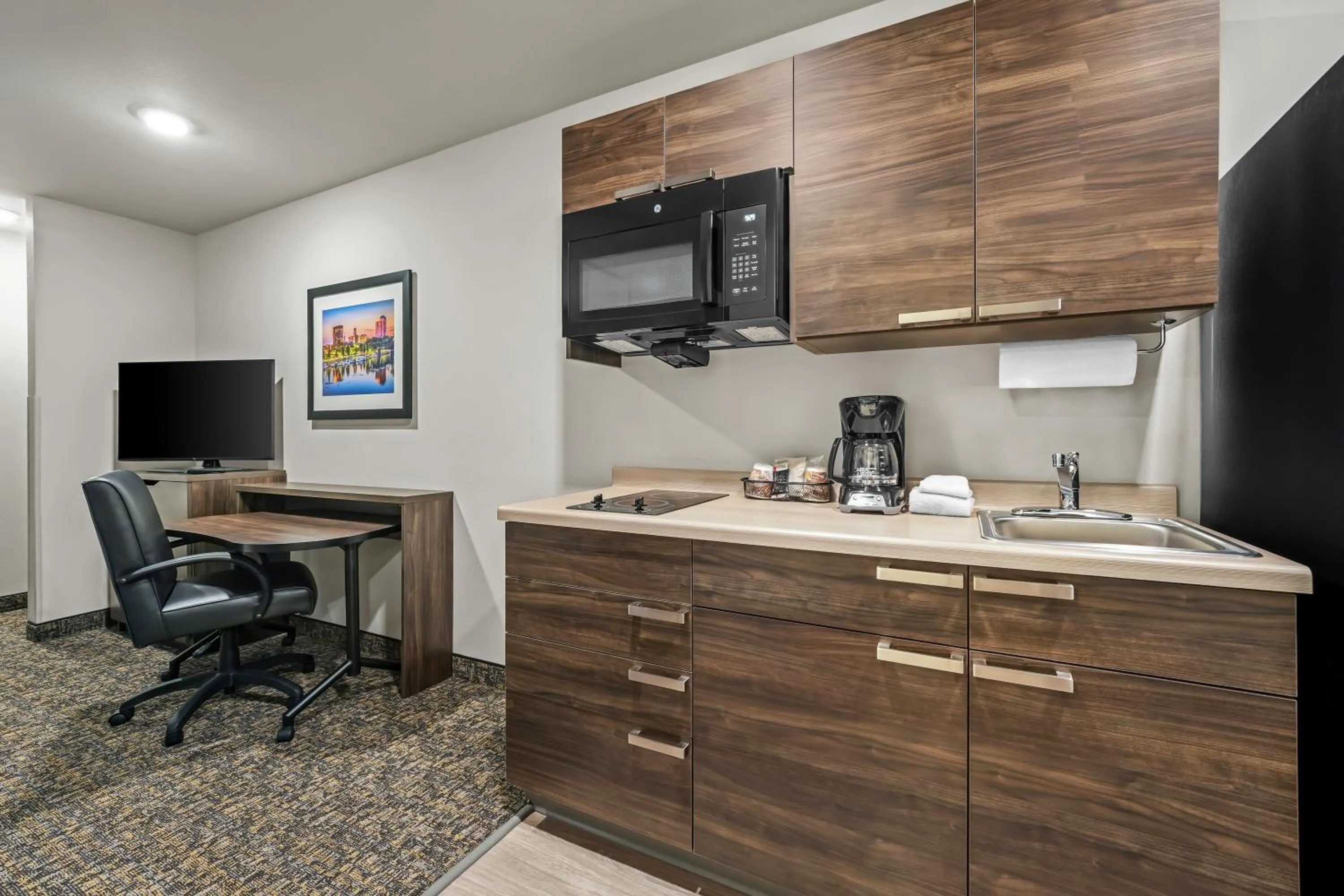 kitchen in My Place Hotel-Huntersville, NC