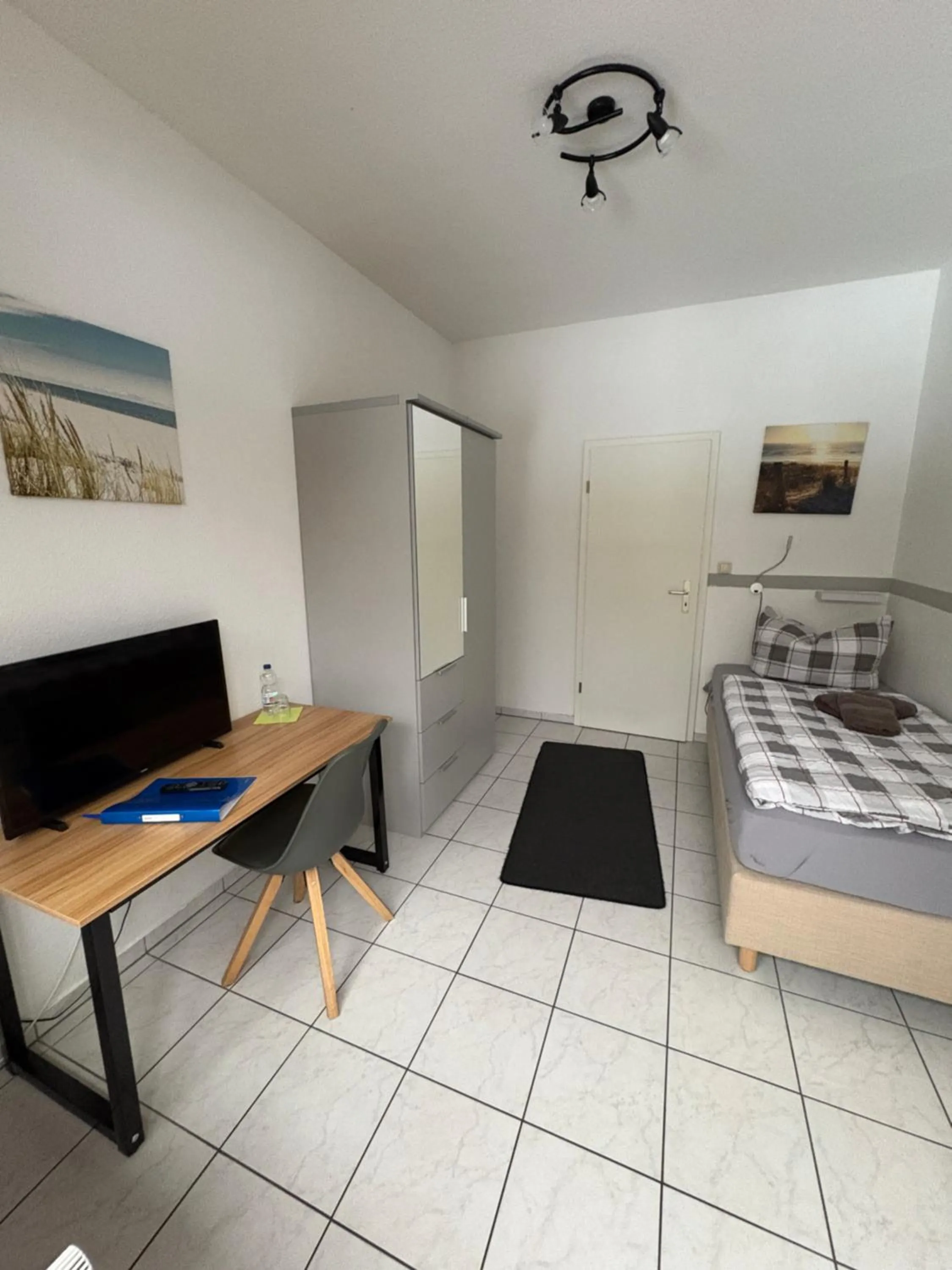 Single Room with Bathroom in An der Gärtnerei