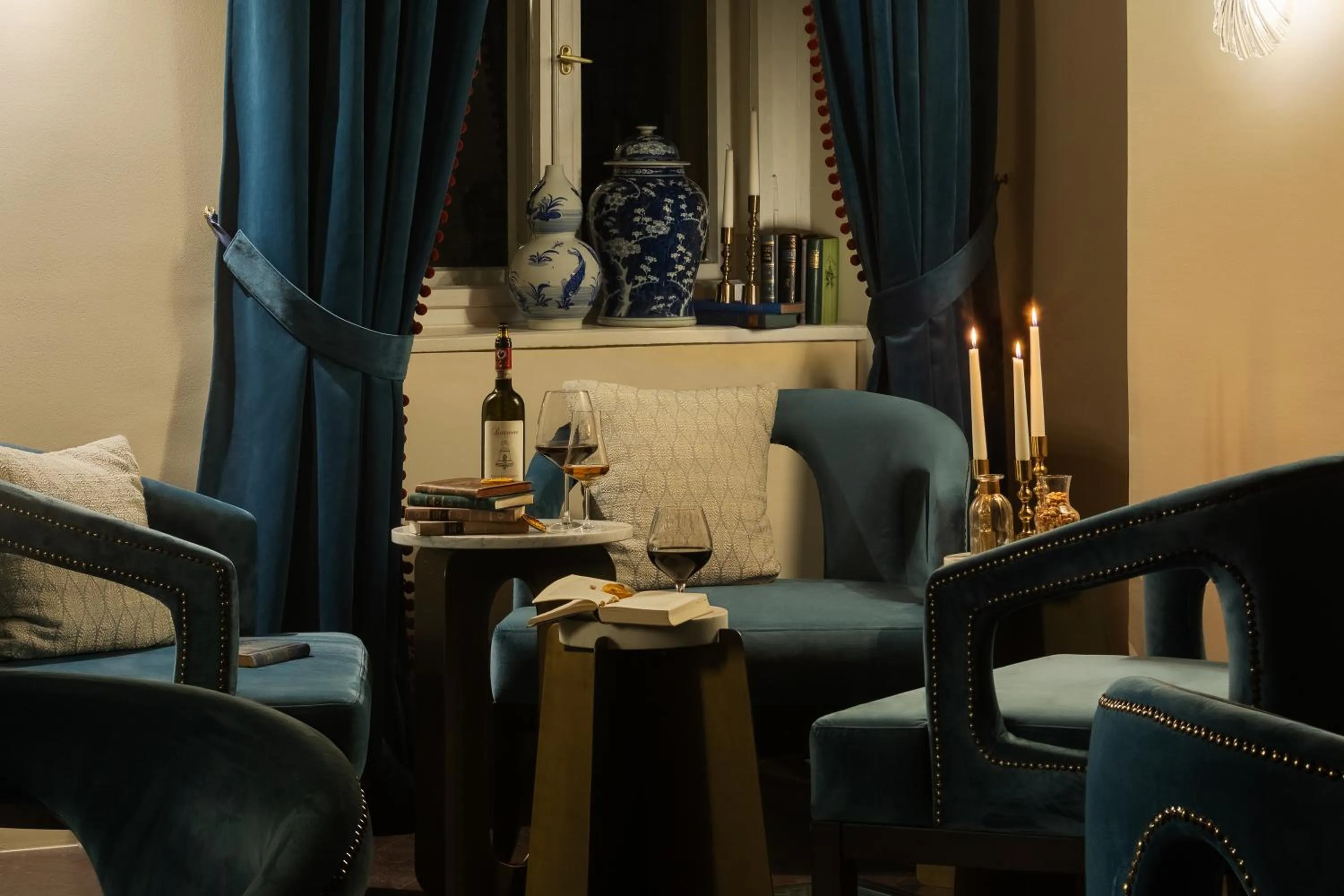 Lounge or bar in Schloßhotel Althörnitz Neubau