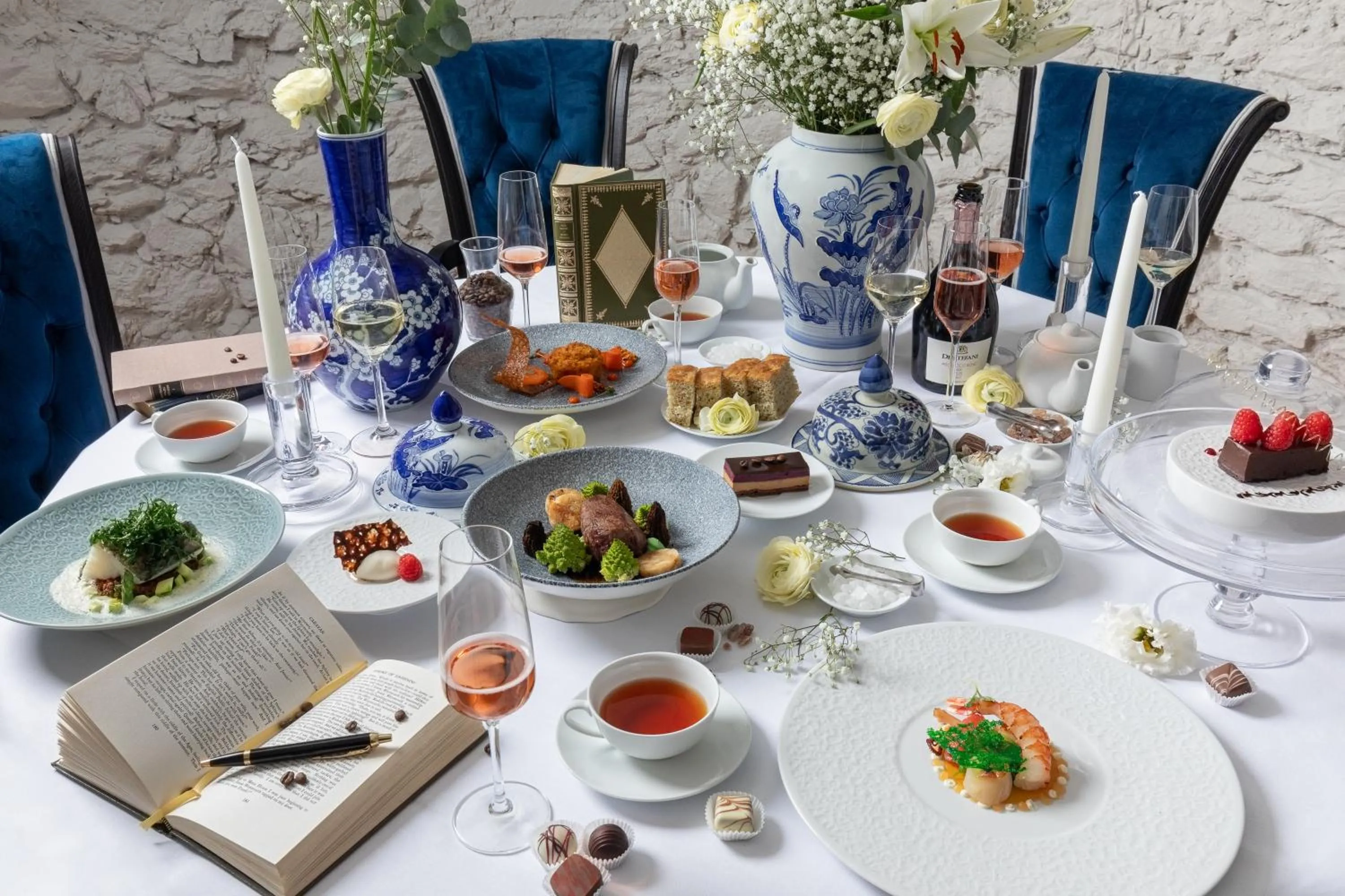 Restaurant/places to eat in Schloßhotel Althörnitz Neubau