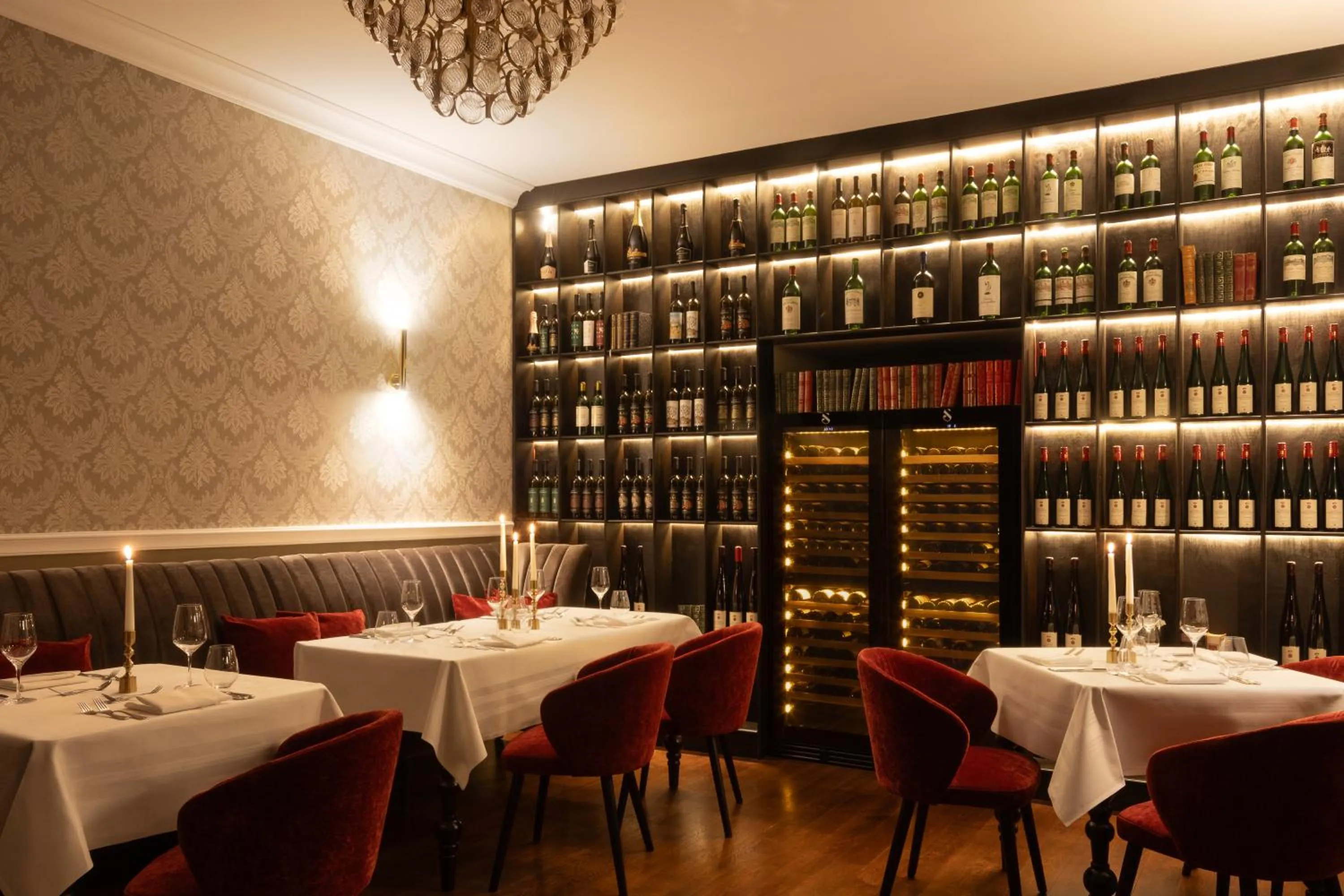 Restaurant/places to eat in Schloßhotel Althörnitz Neubau