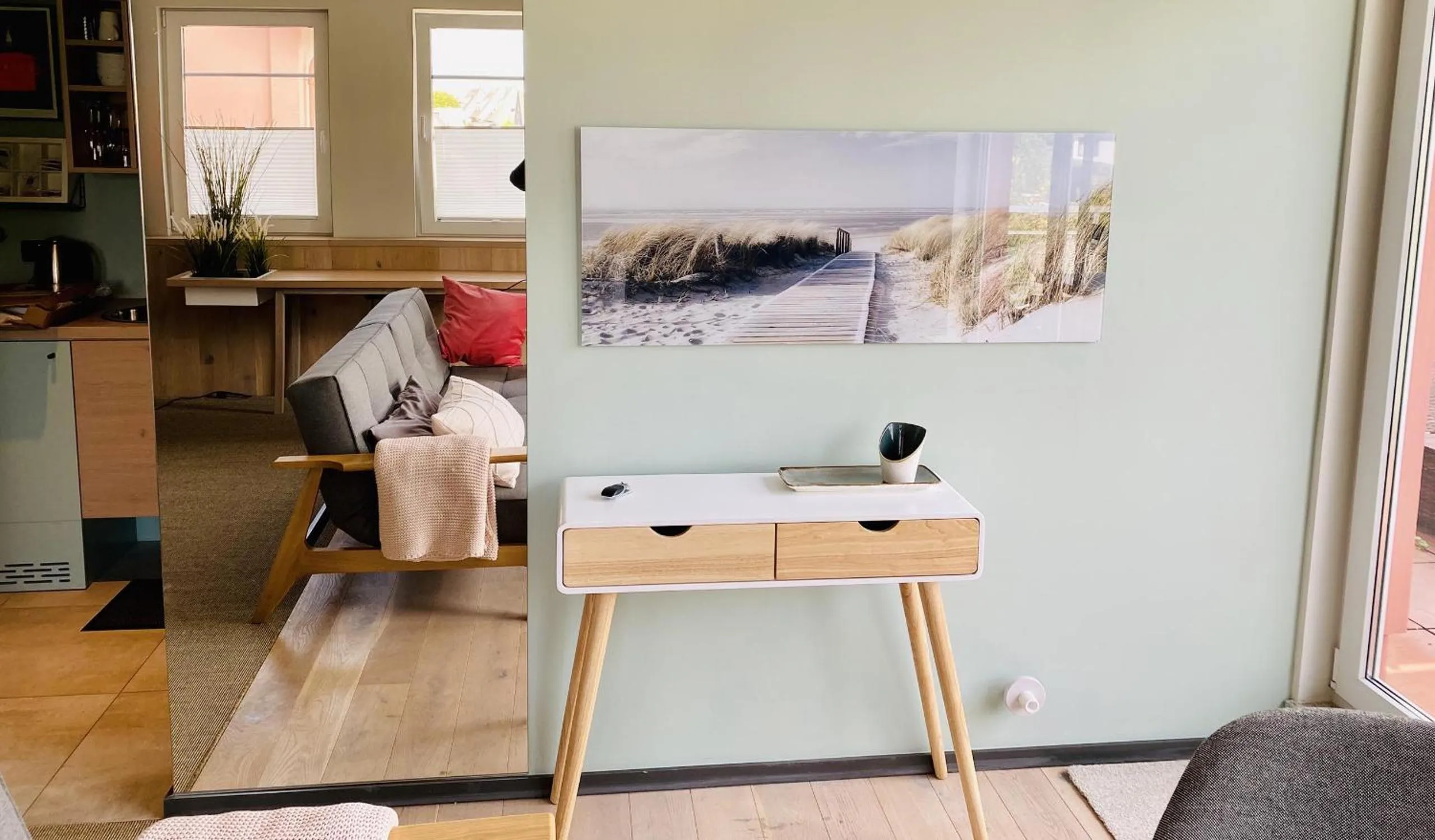 Photo of the whole room in Designhotel Whitman