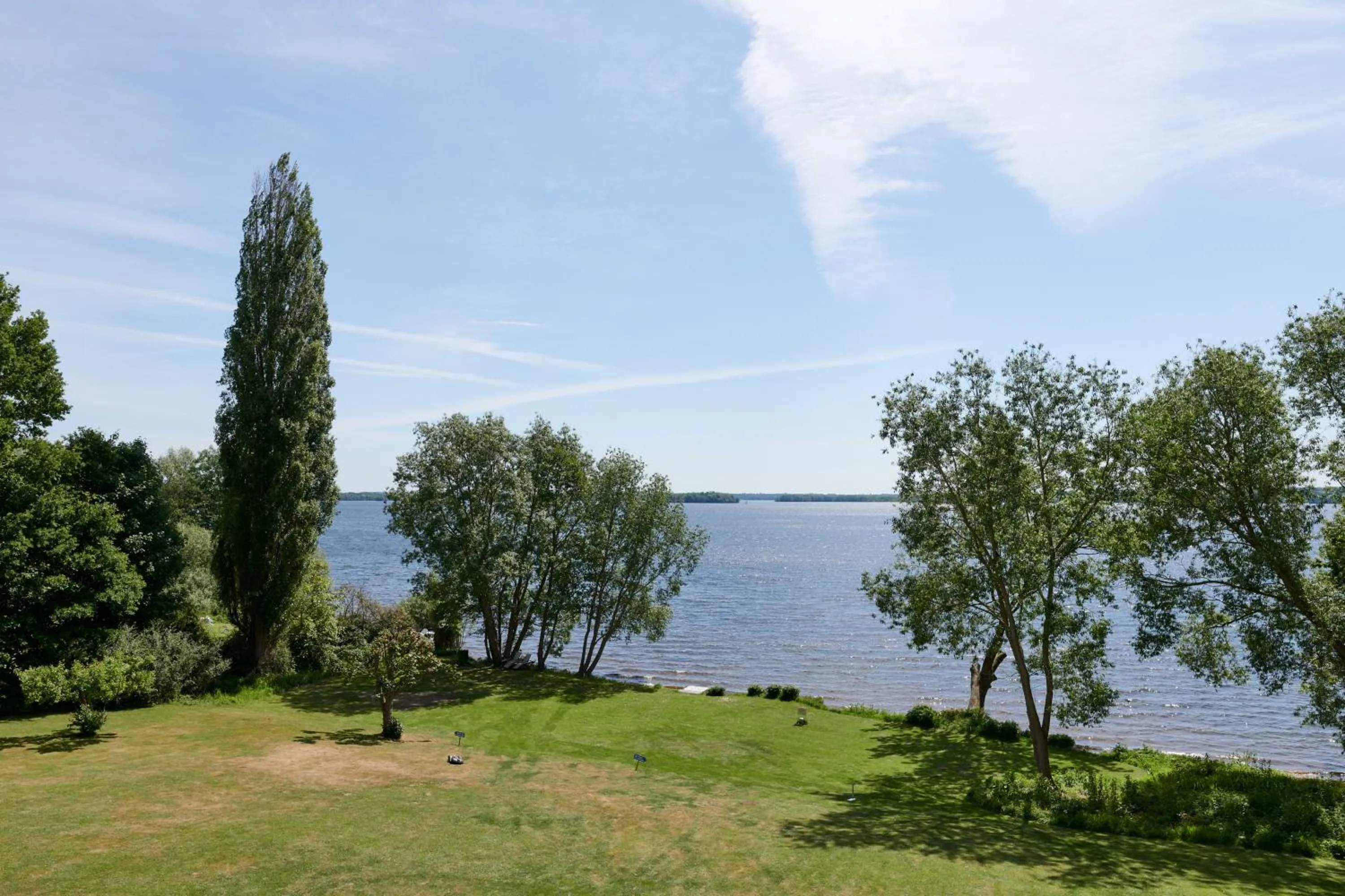 Lake view in Designhotel Whitman