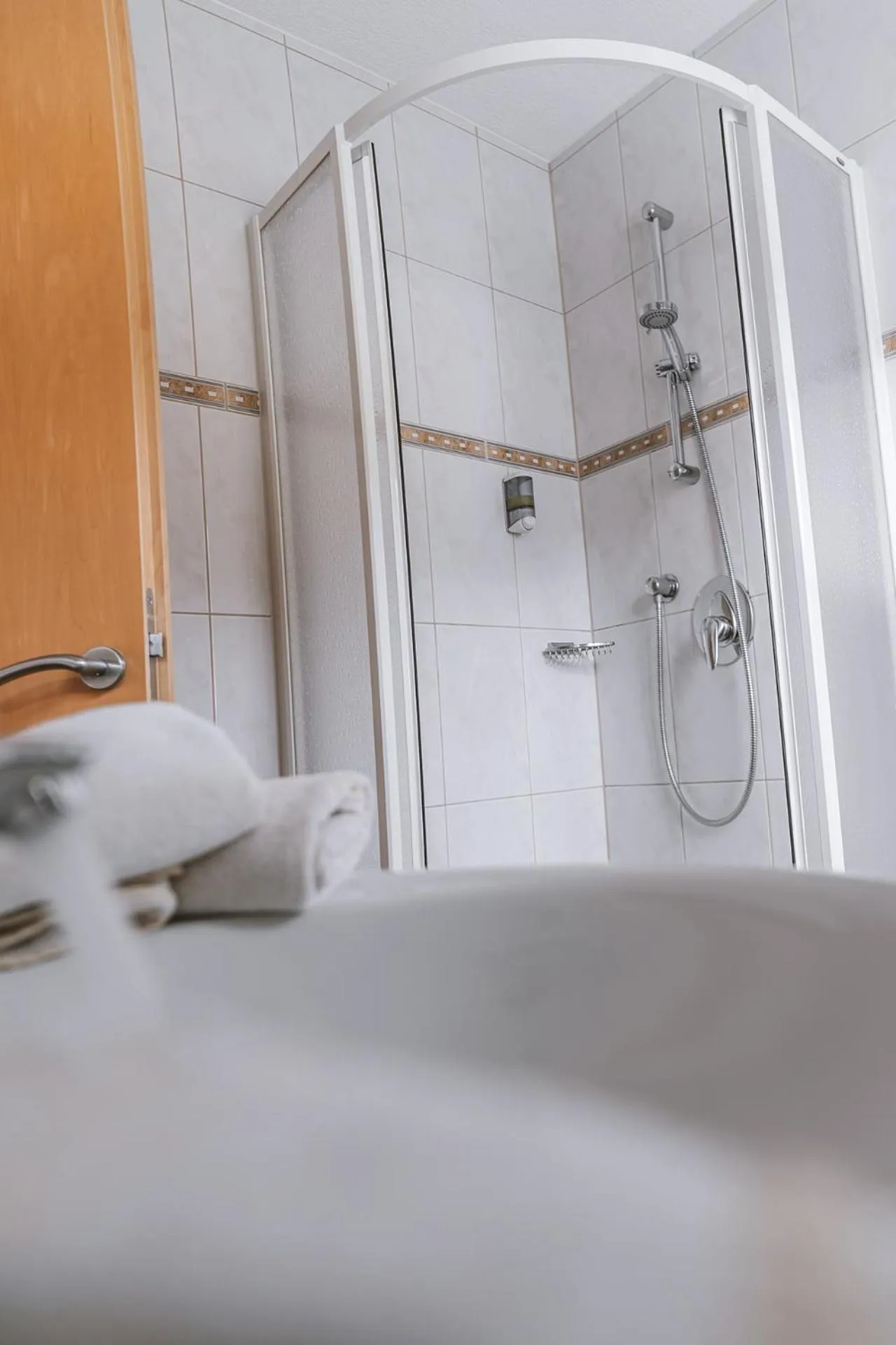 Shower, Bed in Landhaus Martinus