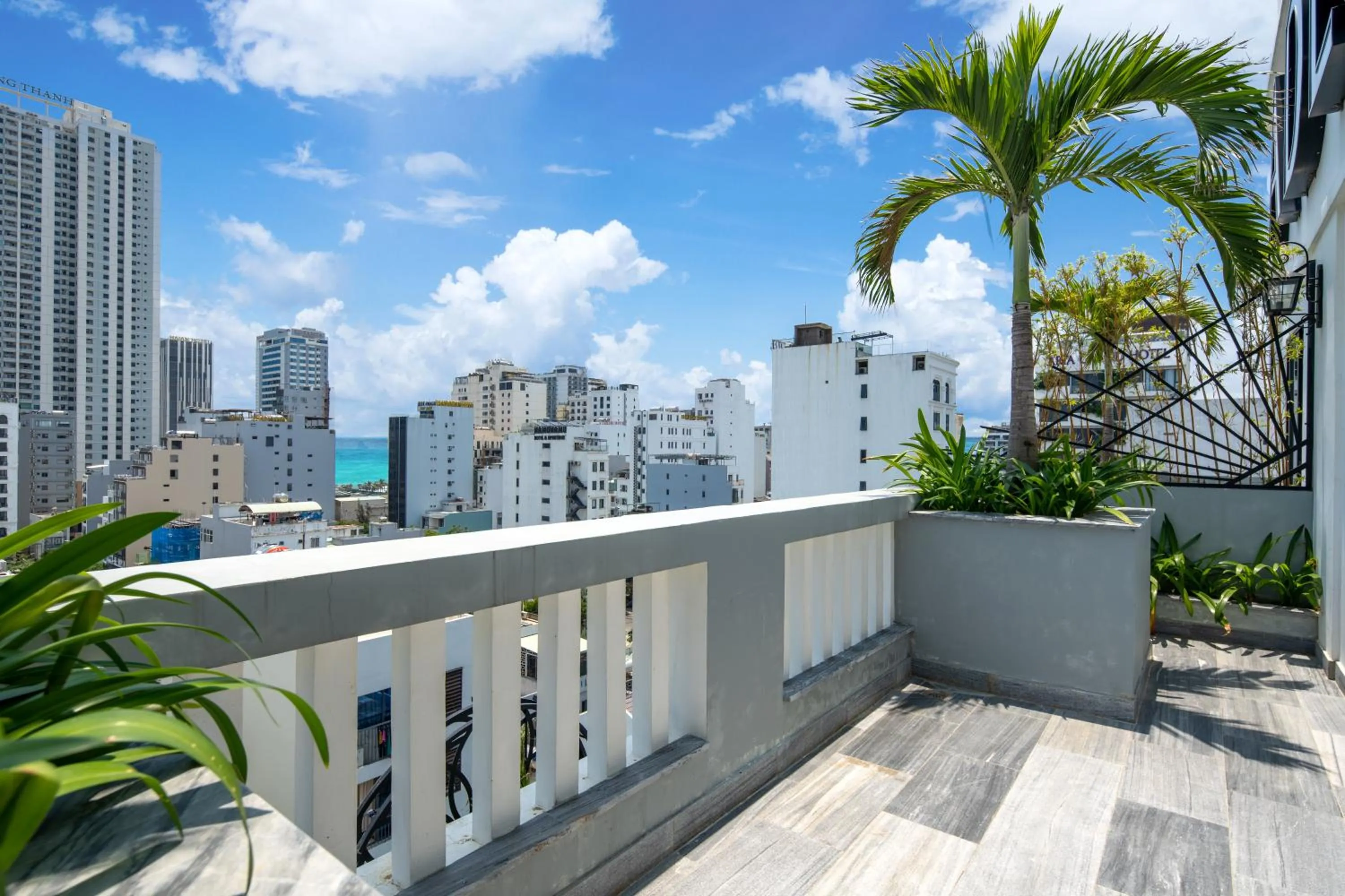 Balcony/Terrace in Adela Boutique Hotel - Infinity Pool