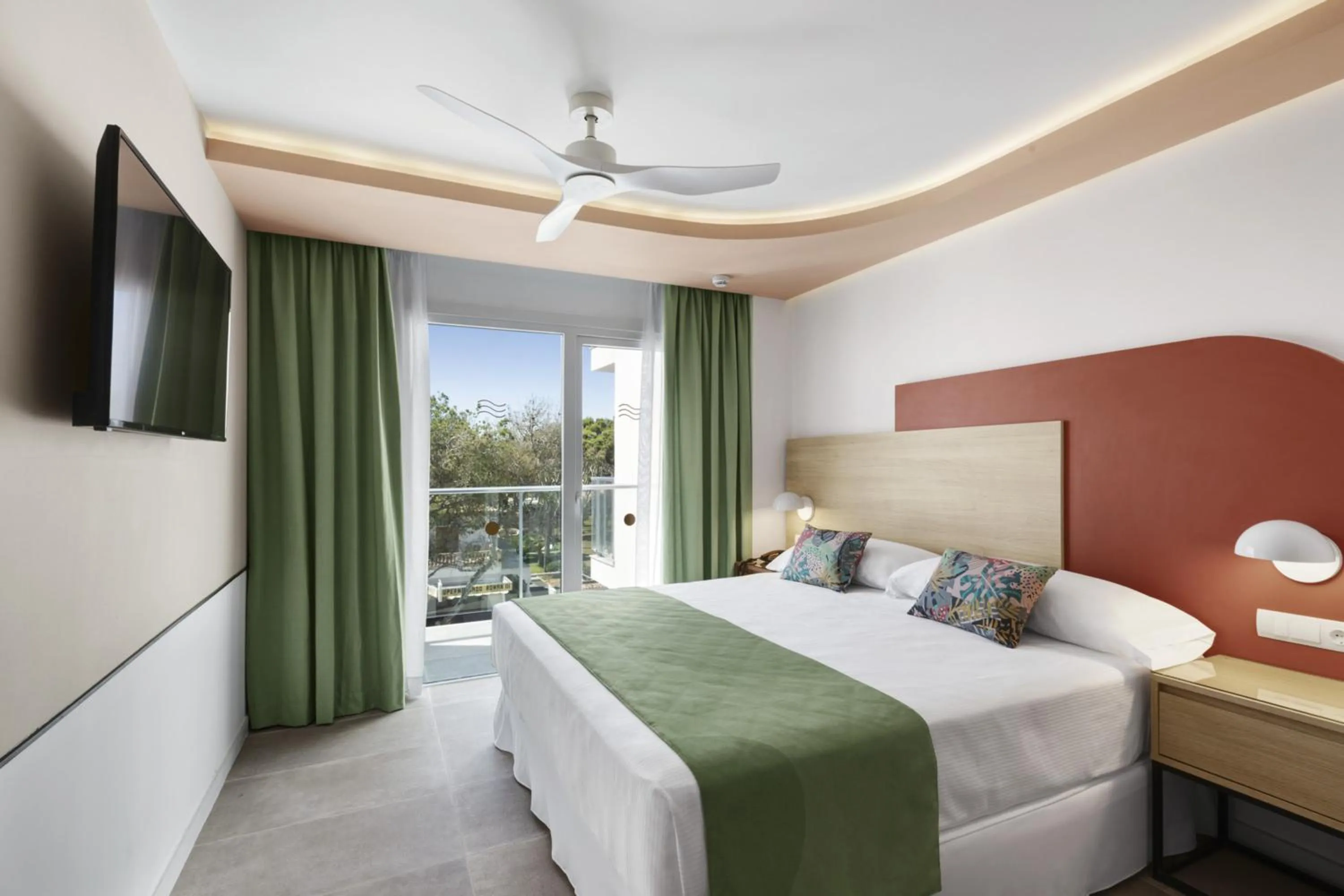 Bed in Hotel Riu Concordia