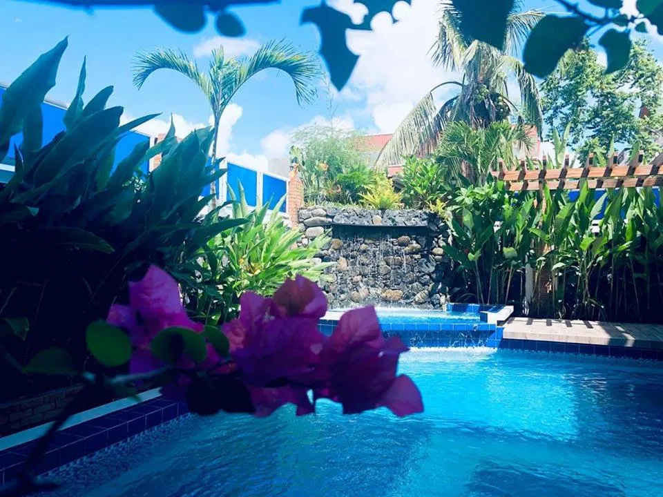 Seacliff Suites Hotel and Resort