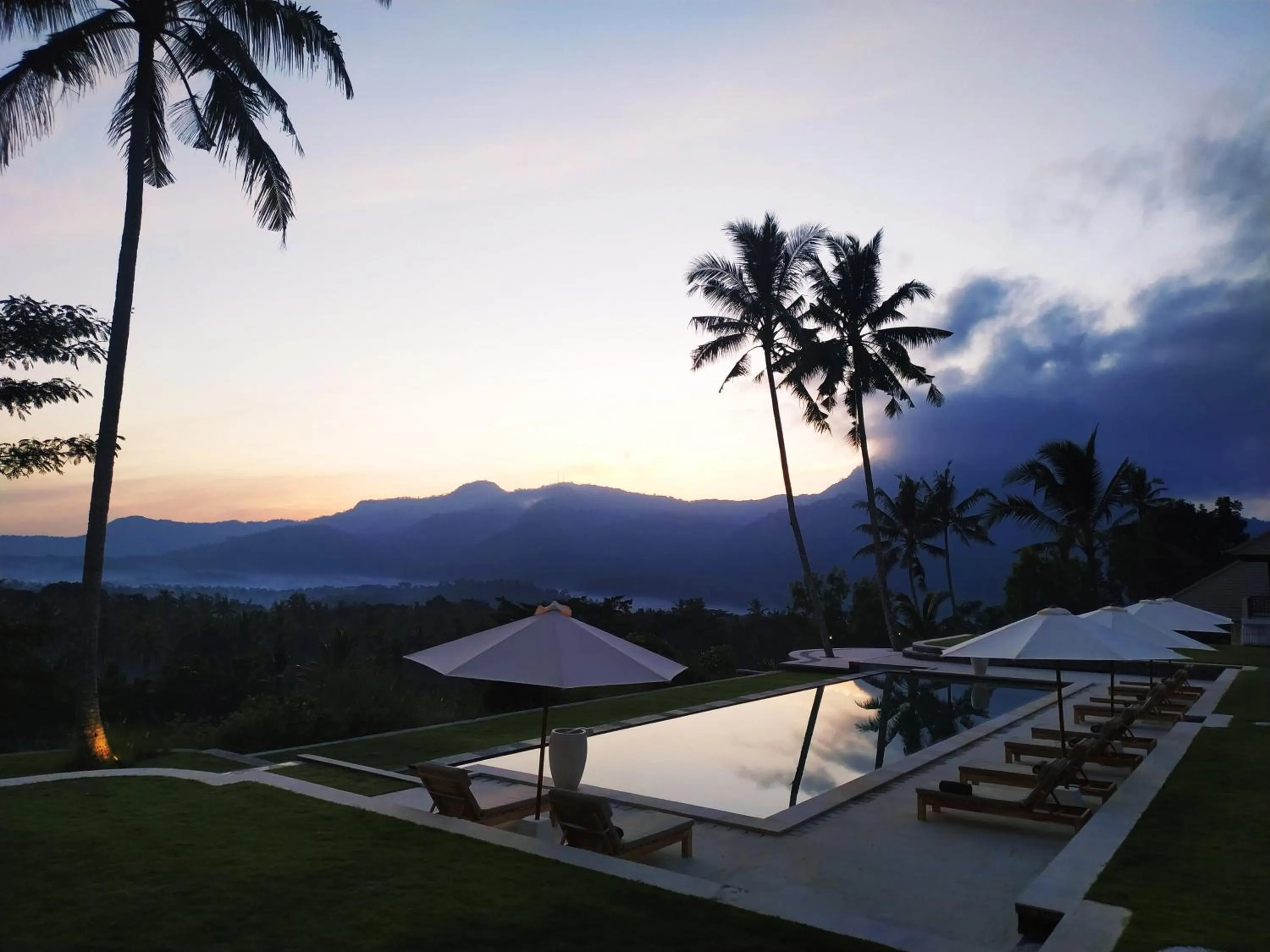 Property building in Palmterrace