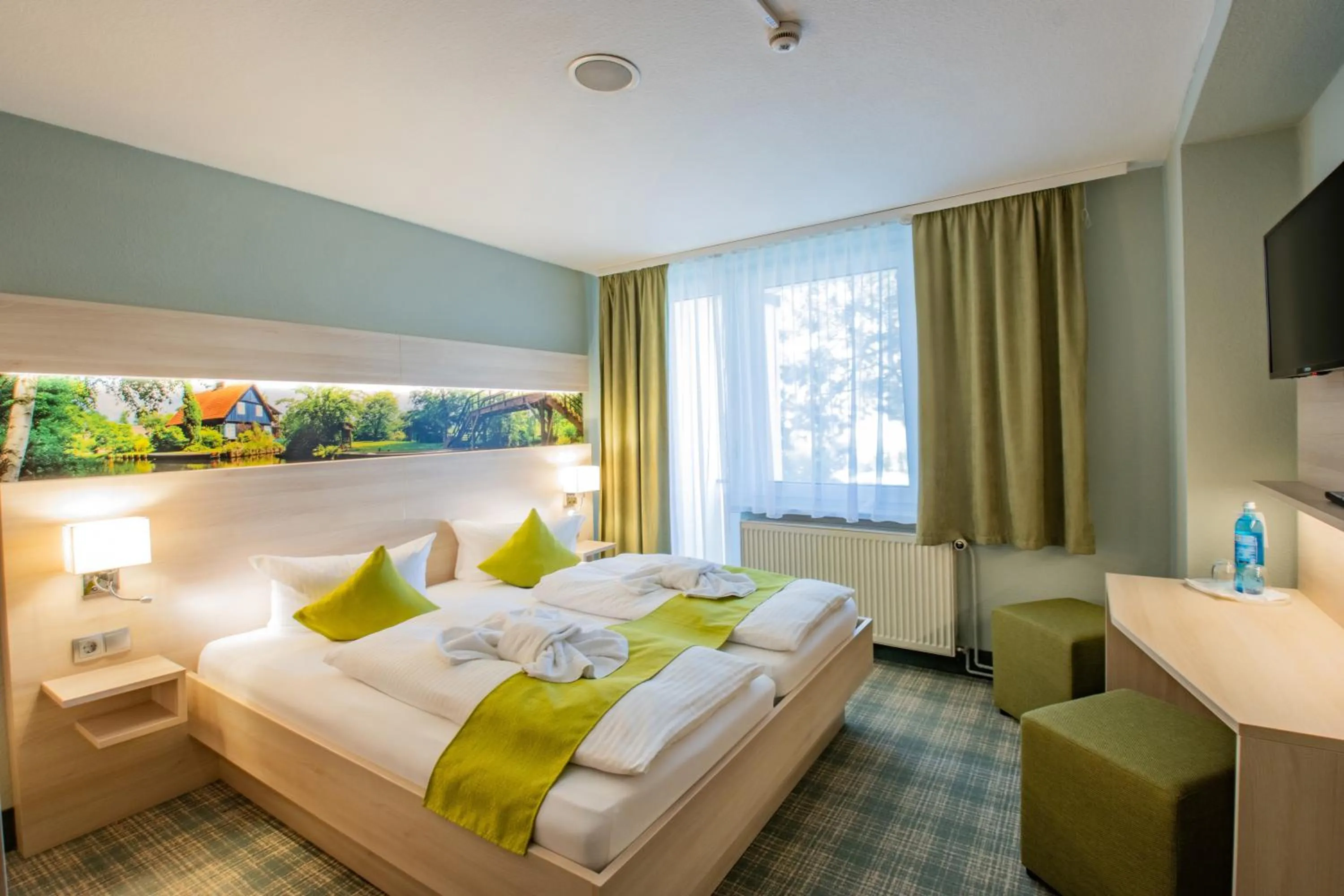 Photo of the whole room, Bed in Ferien Hotel Spree-Neisse