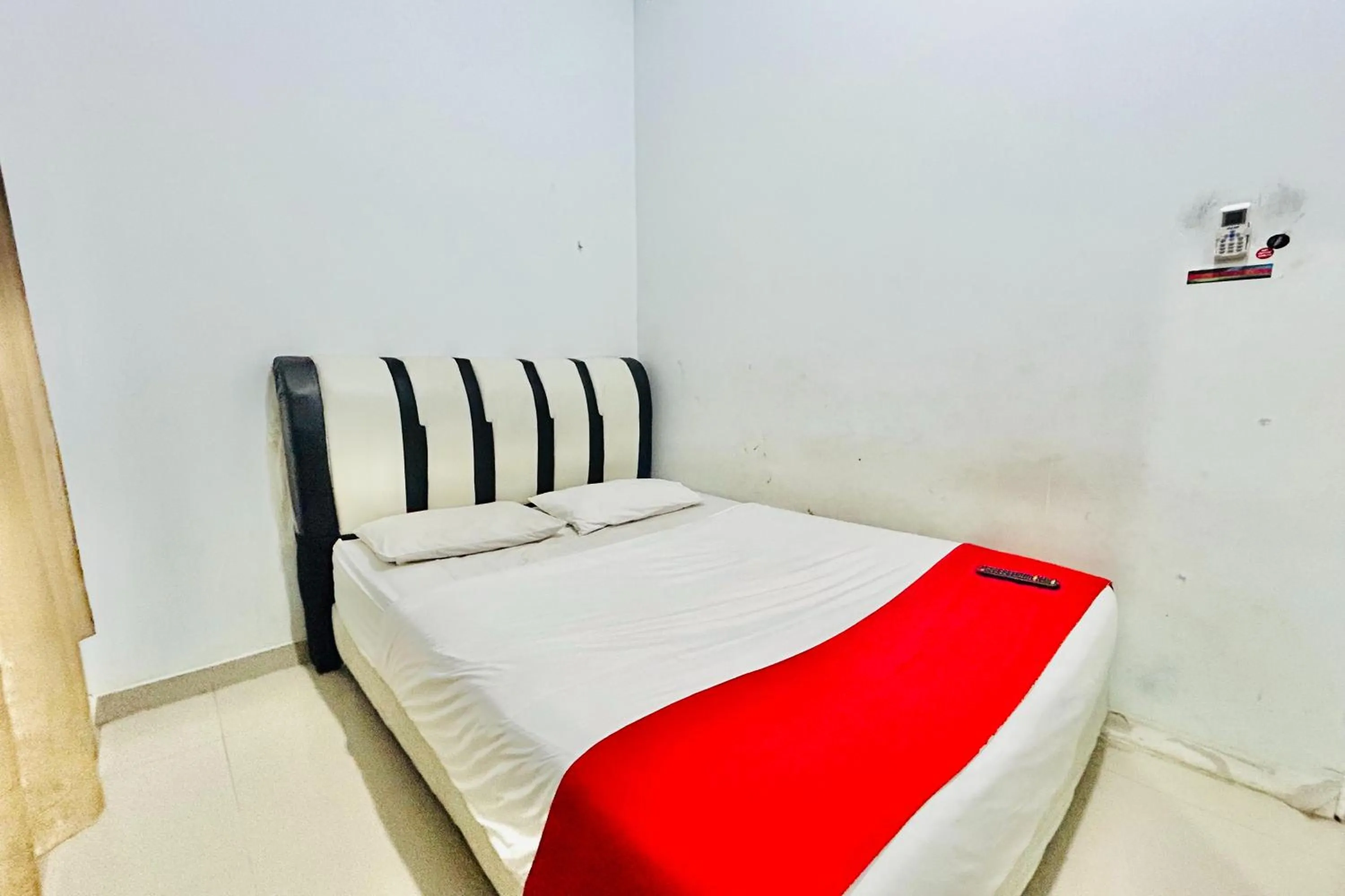 Bedroom, Bed in Shinta Guesthouse