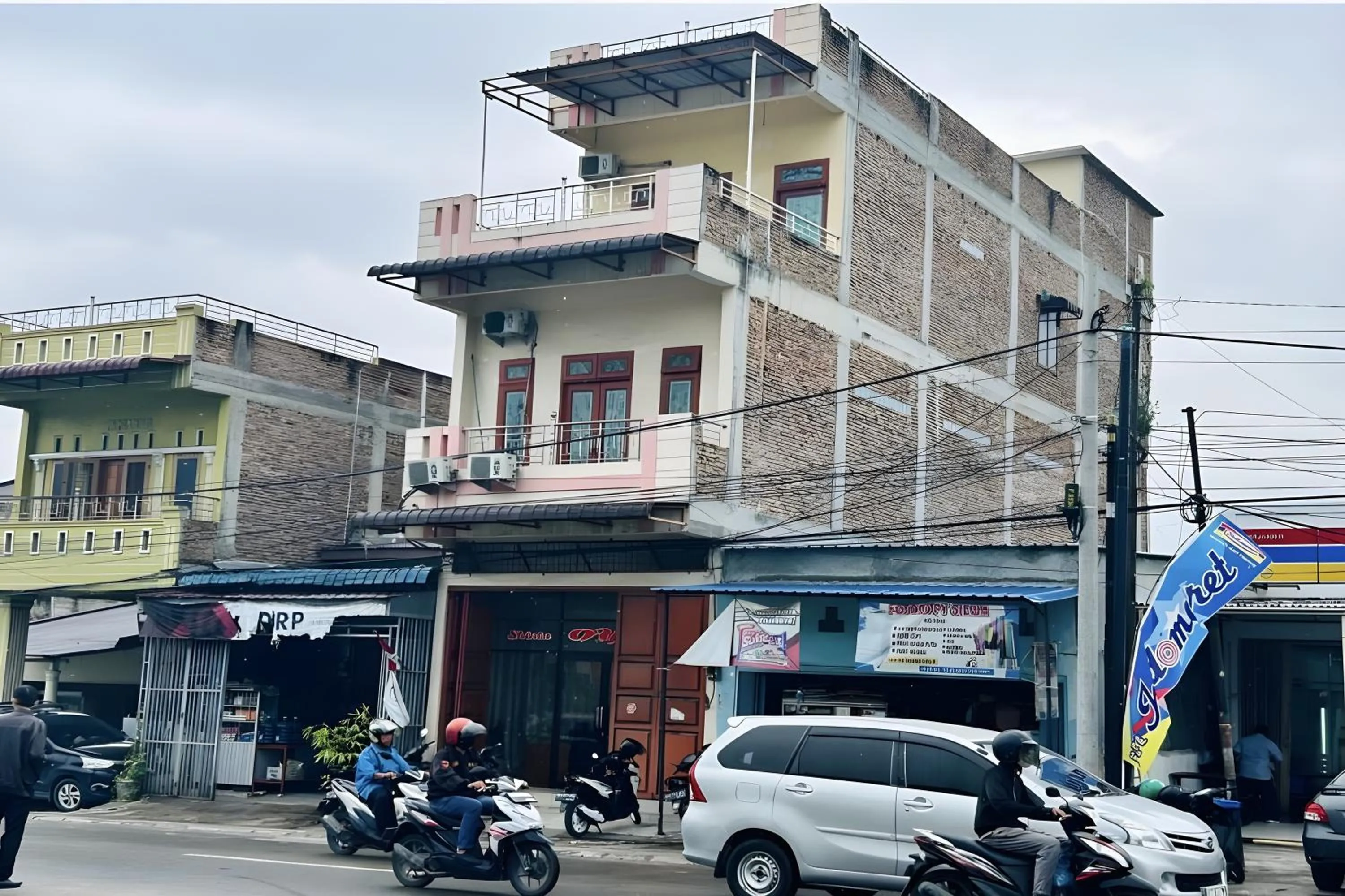 Property building in Shinta Guesthouse