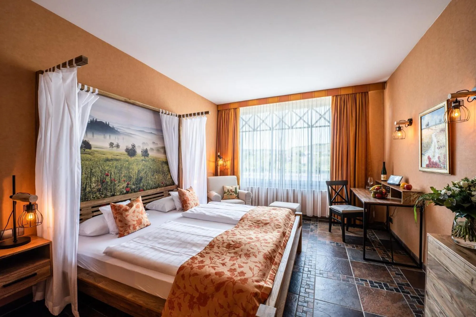 Photo of the whole room, Bed in Hotel Weisser Bär