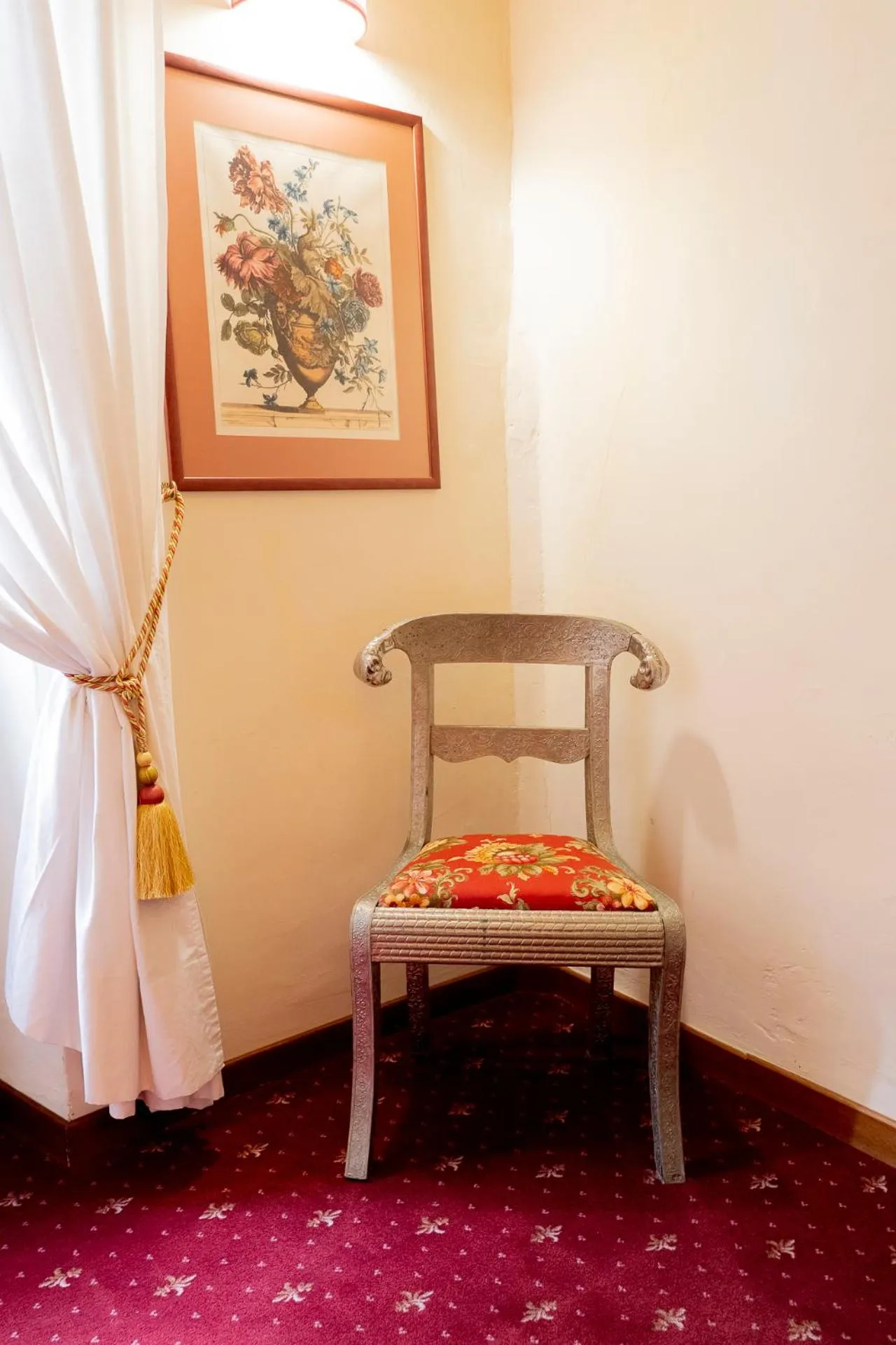 Decorative detail in Casa Uffizi XIII Century Tower House Boutique Hotel