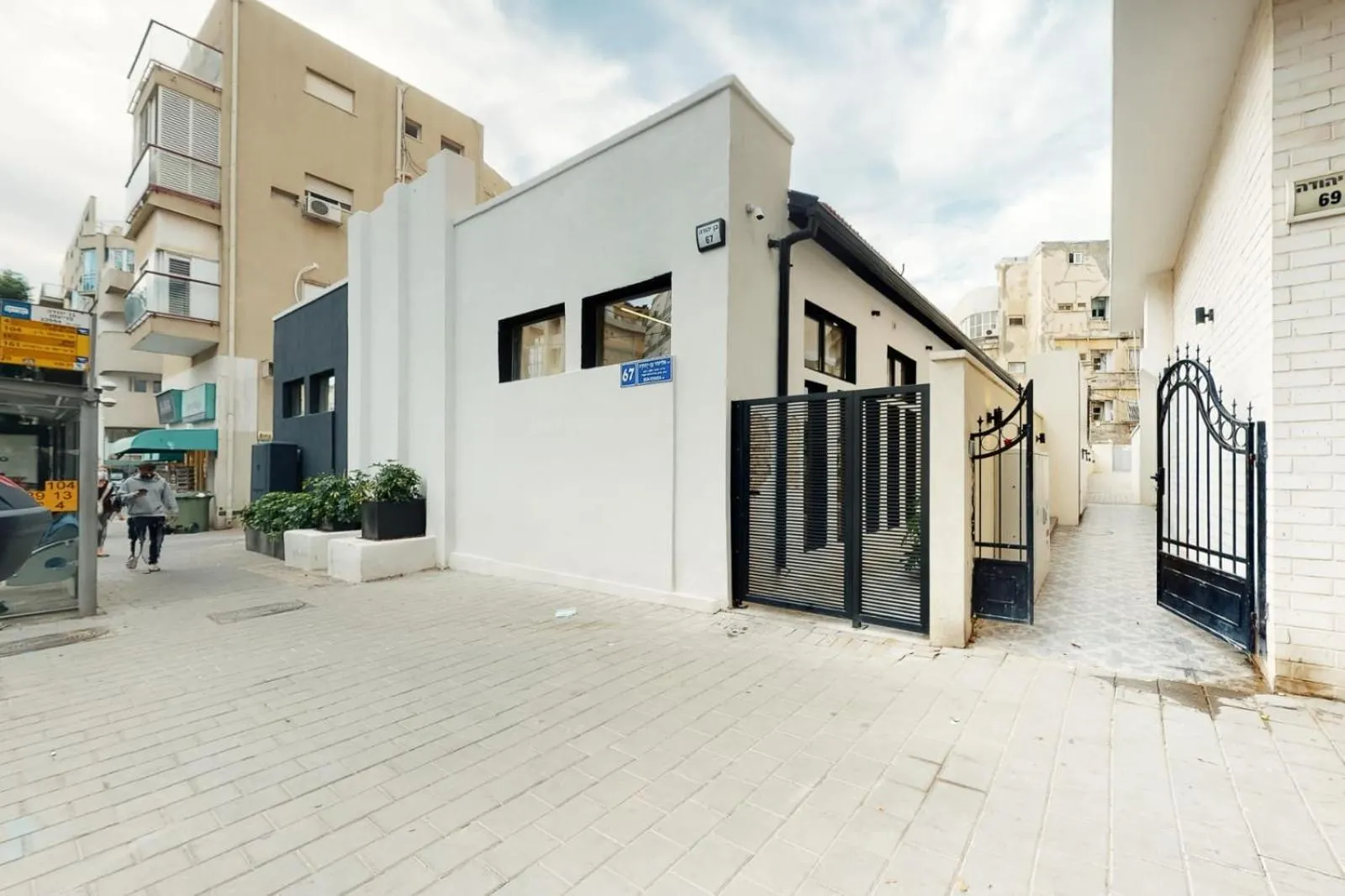 Property building in Colorbox - by Loginn Tel-Avivian hotels