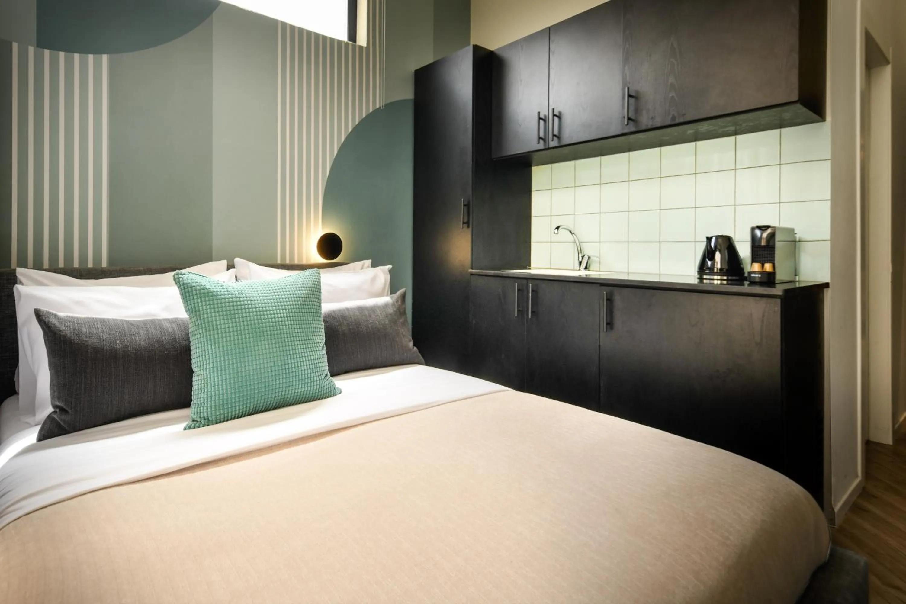 Bed in Colorbox - by Loginn Tel-Avivian hotels