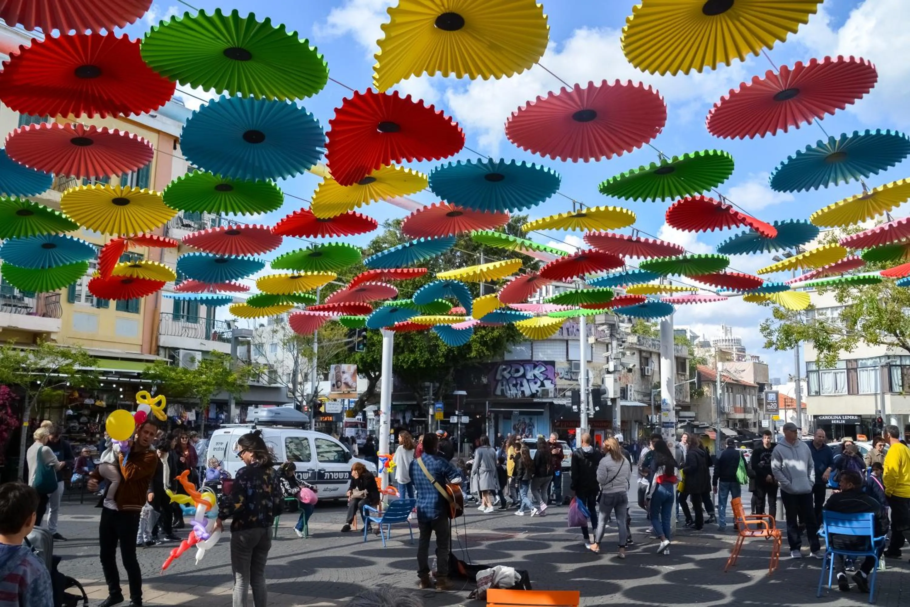 Activities in Colorbox - by Loginn Tel-Avivian hotels