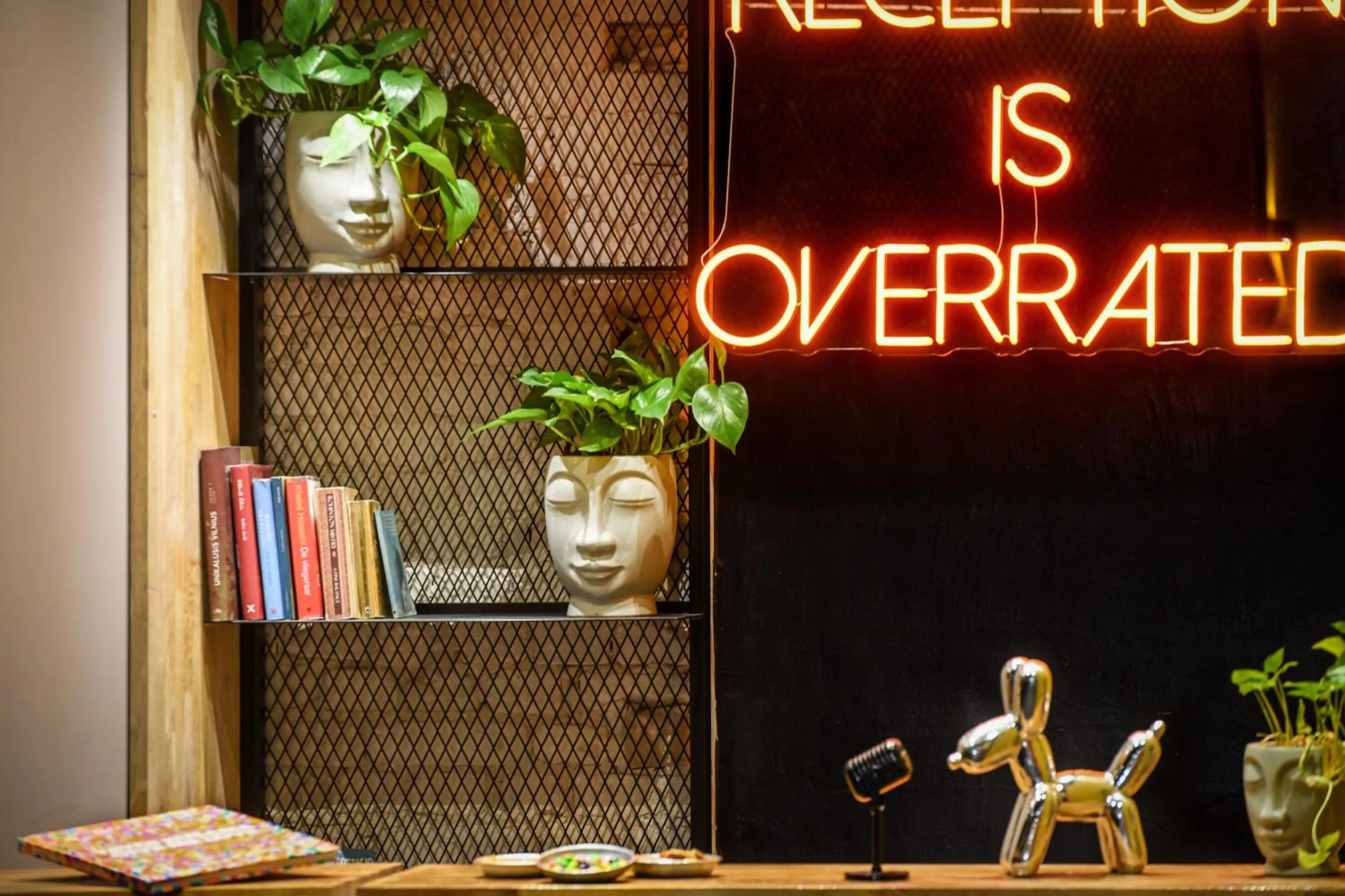 Other in Colorbox - by Loginn Tel-Avivian hotels