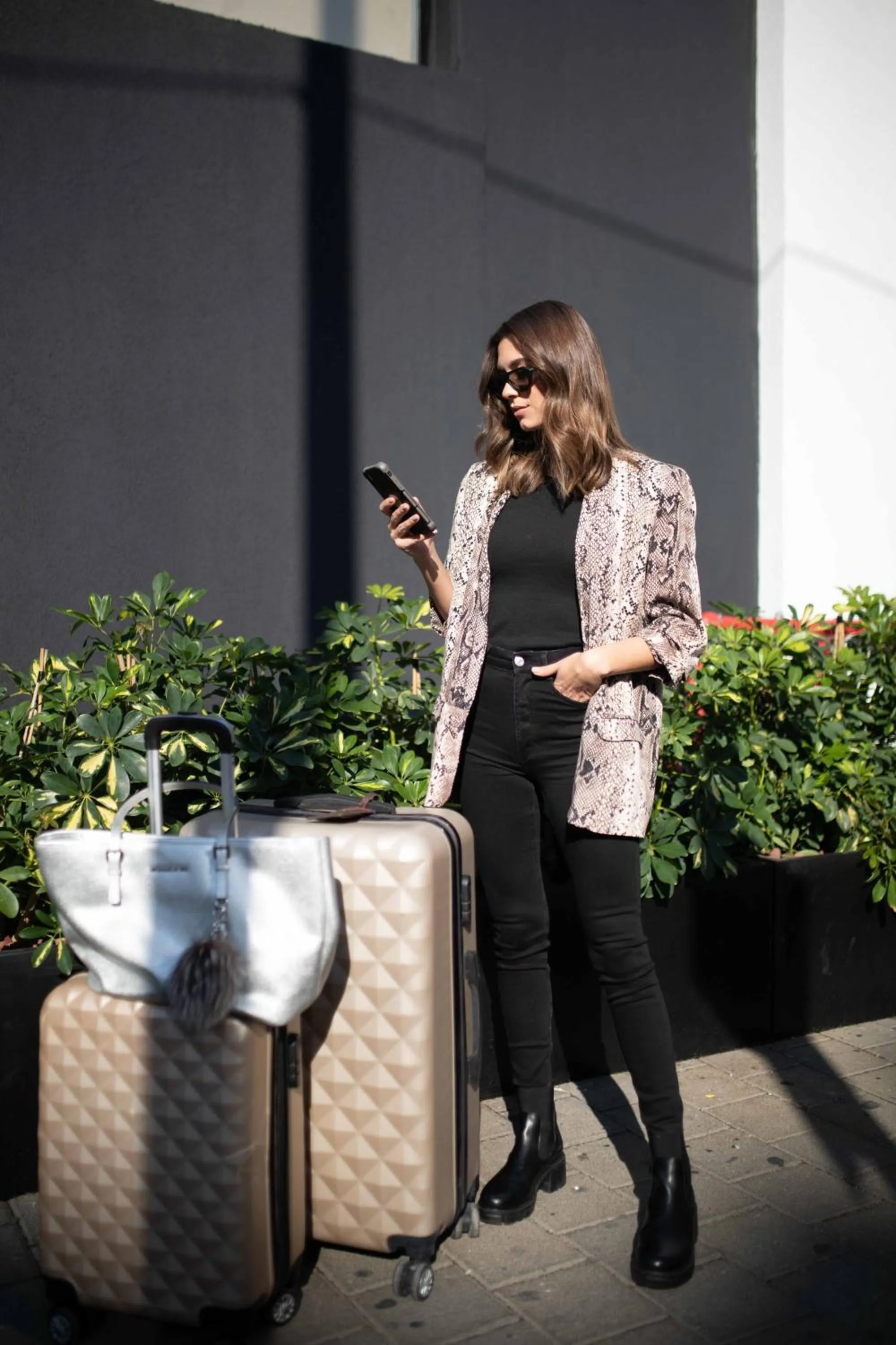 People in Colorbox - by Loginn Tel-Avivian hotels