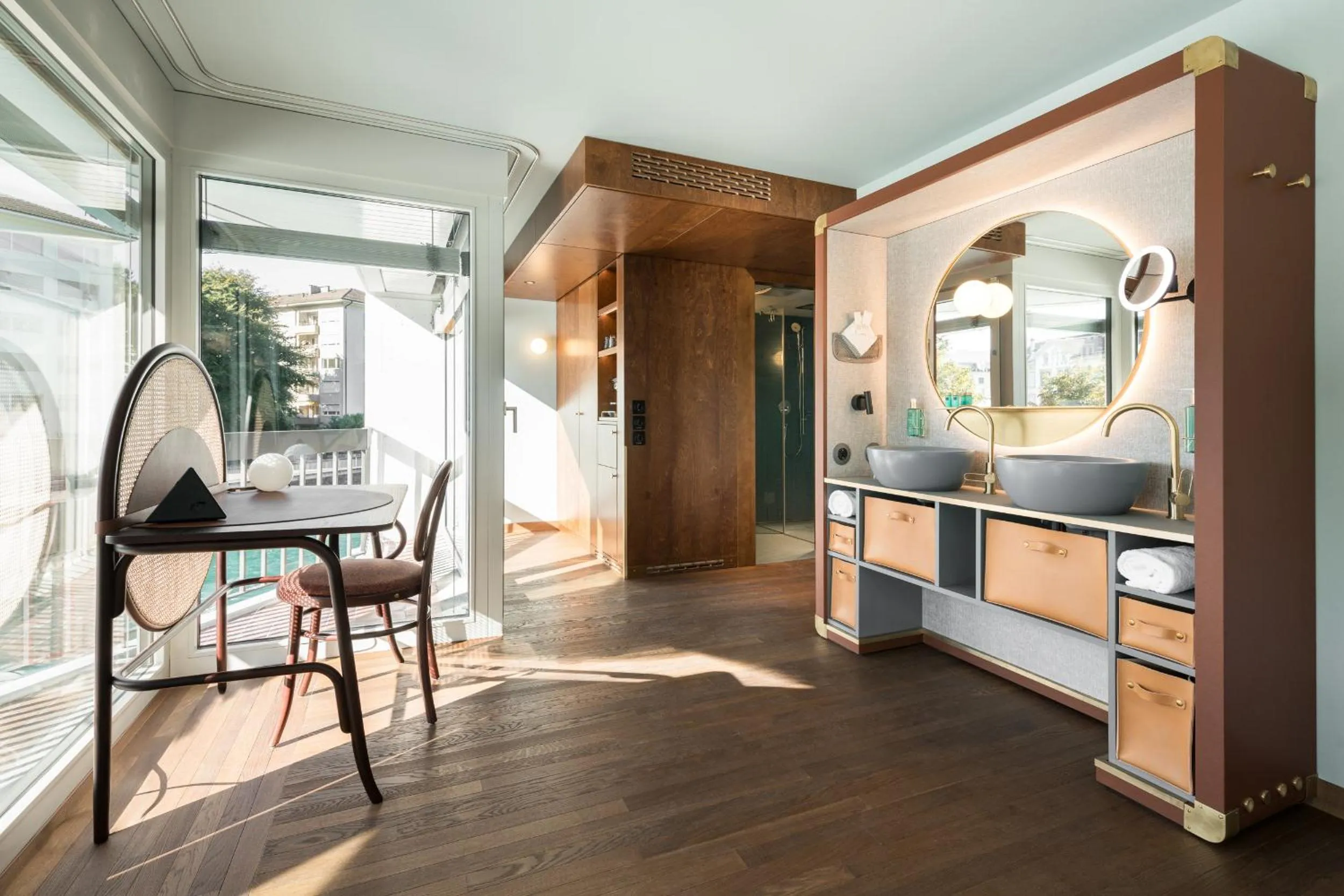 Photo of the whole room in Hotel Aare Thun