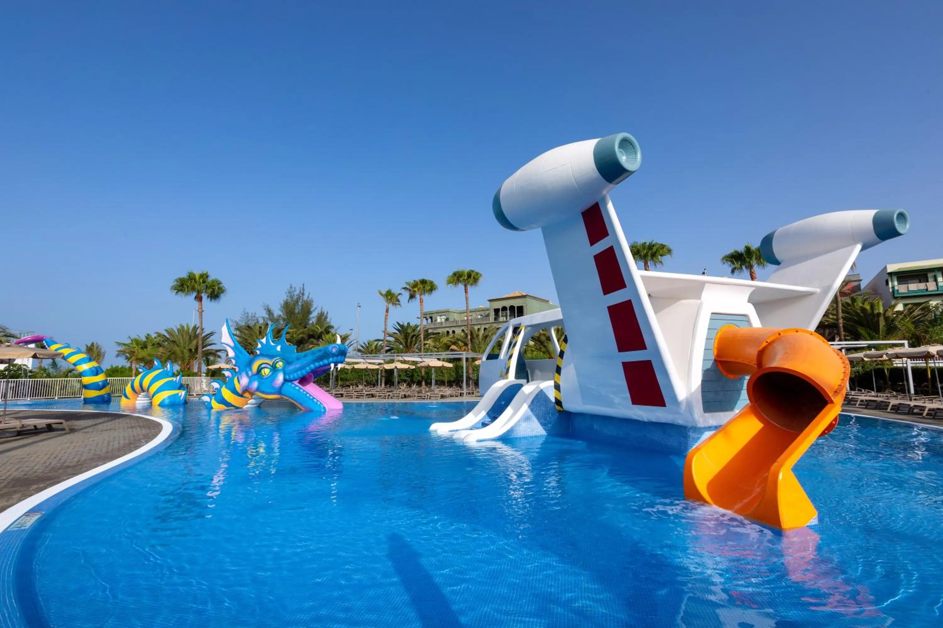 Swimming pool in Hotel Riu Gran Canaria - All Inclusive