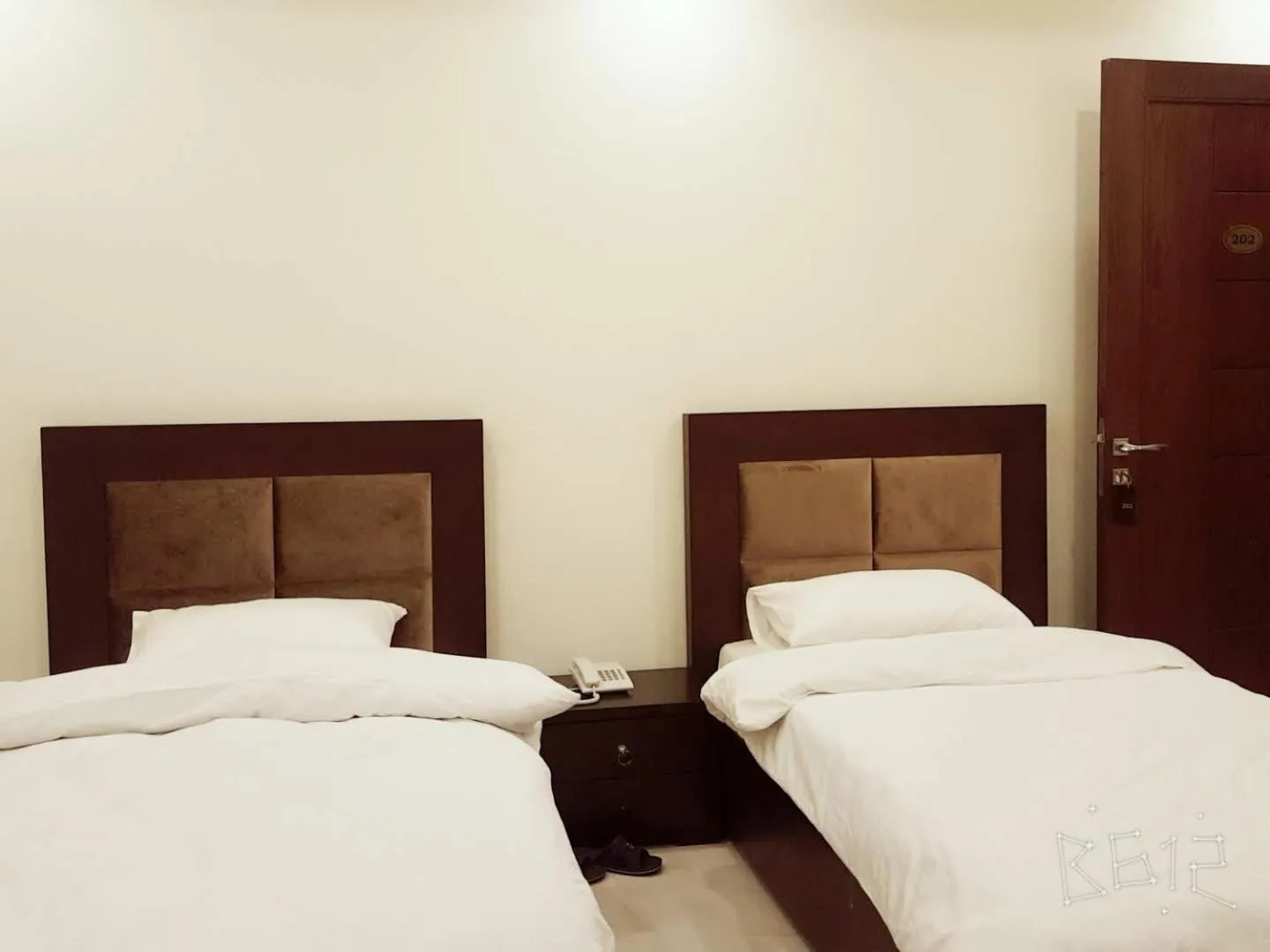 Photo of the whole room in Jade Dragon Hotel DHA Lahore