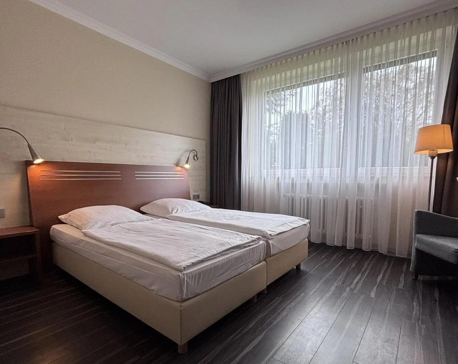 Photo of the whole room, Bed in Garten-Hotel Ponick