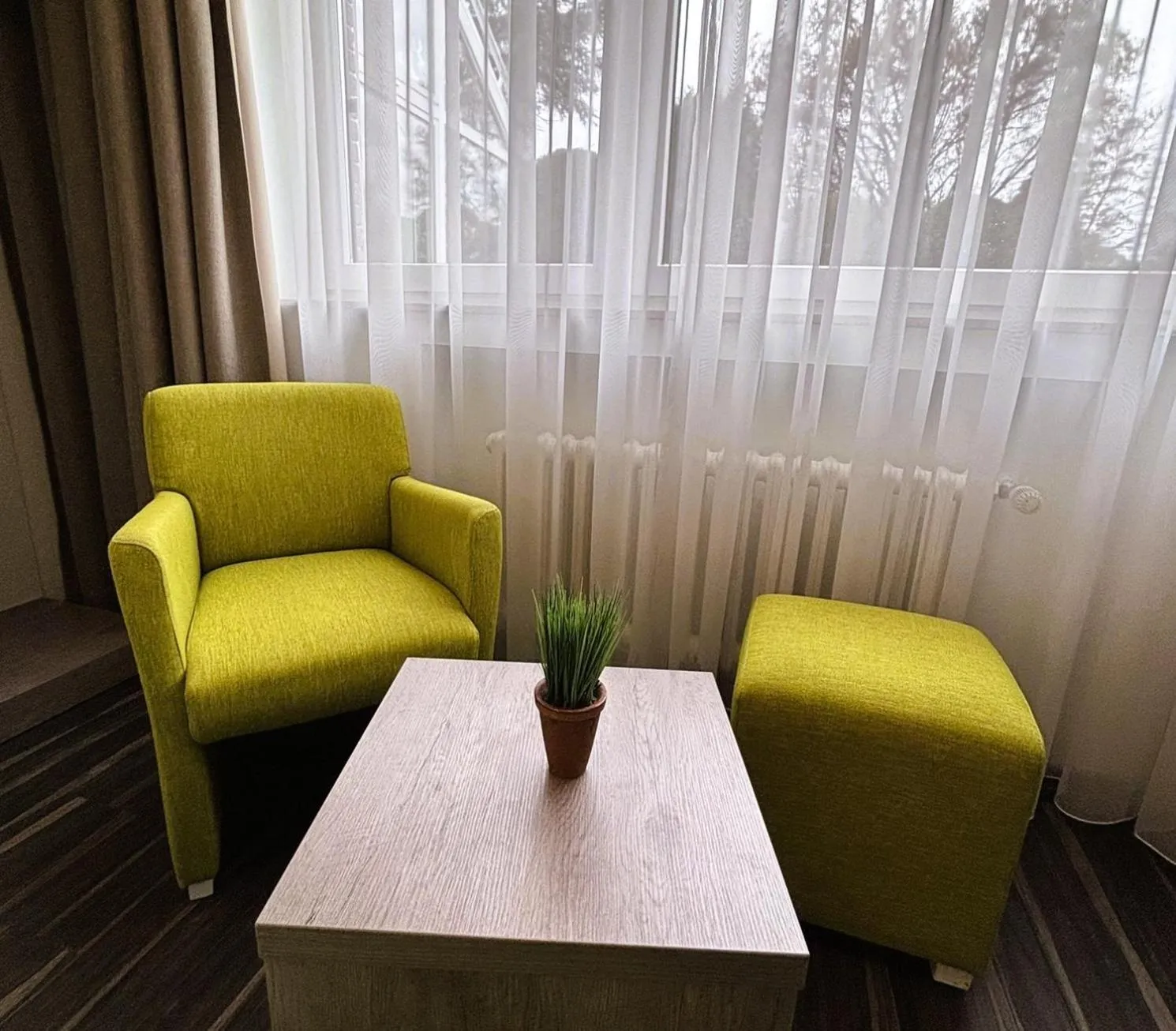 Photo of the whole room in Garten-Hotel Ponick