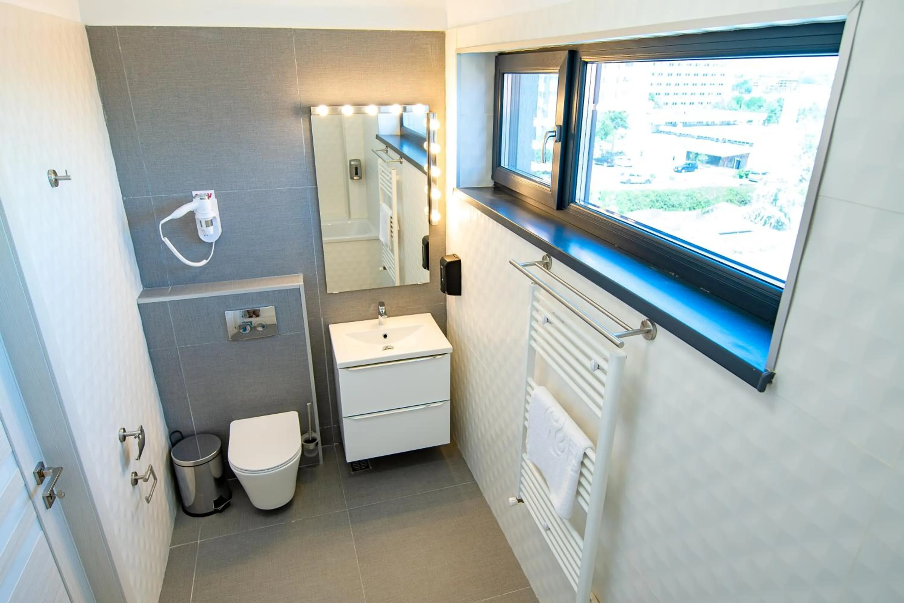 Enjoy Life Apartments