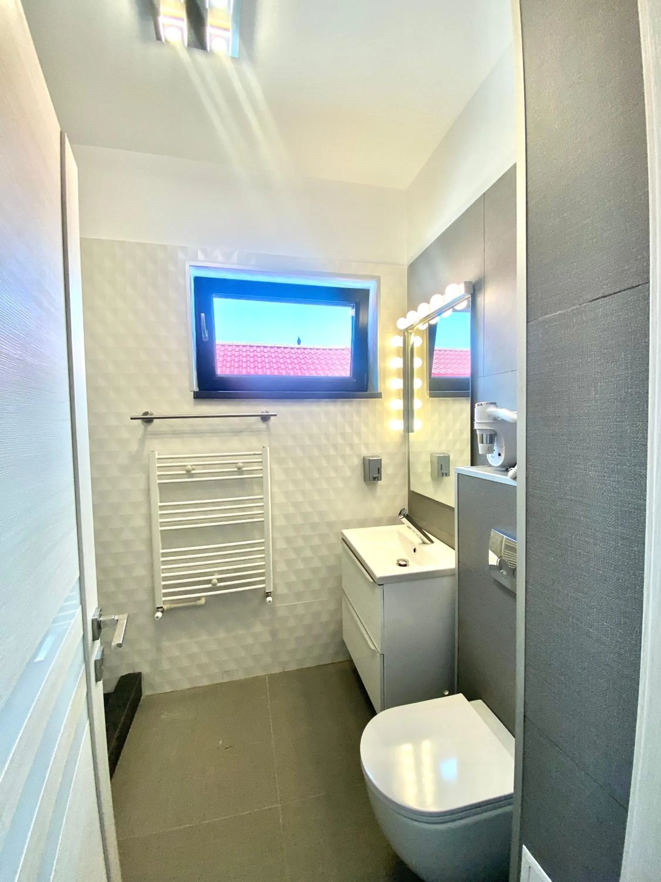 Enjoy Life Apartments