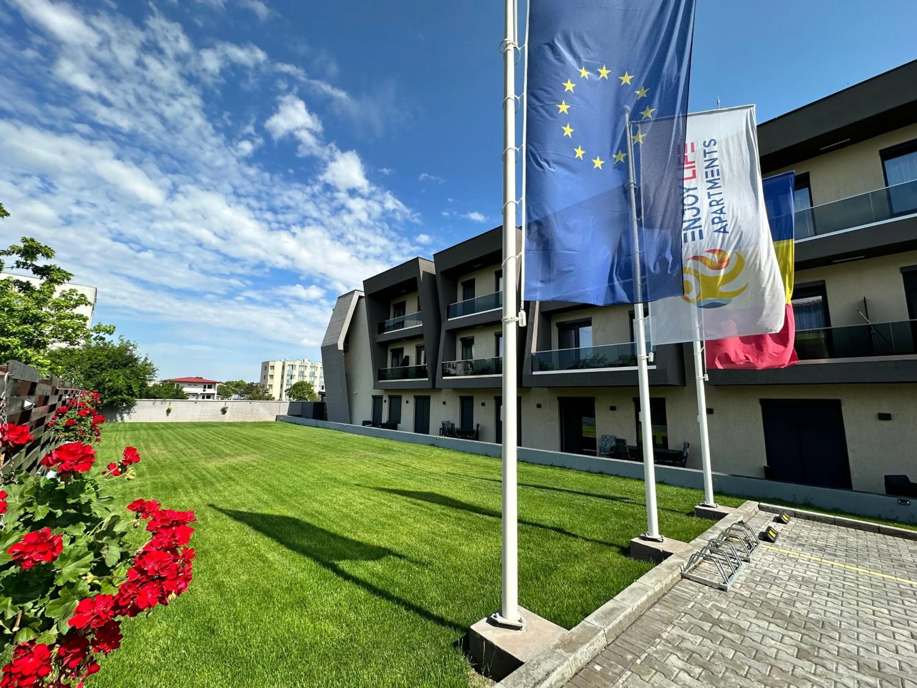 Garden in Enjoy Life Apartments