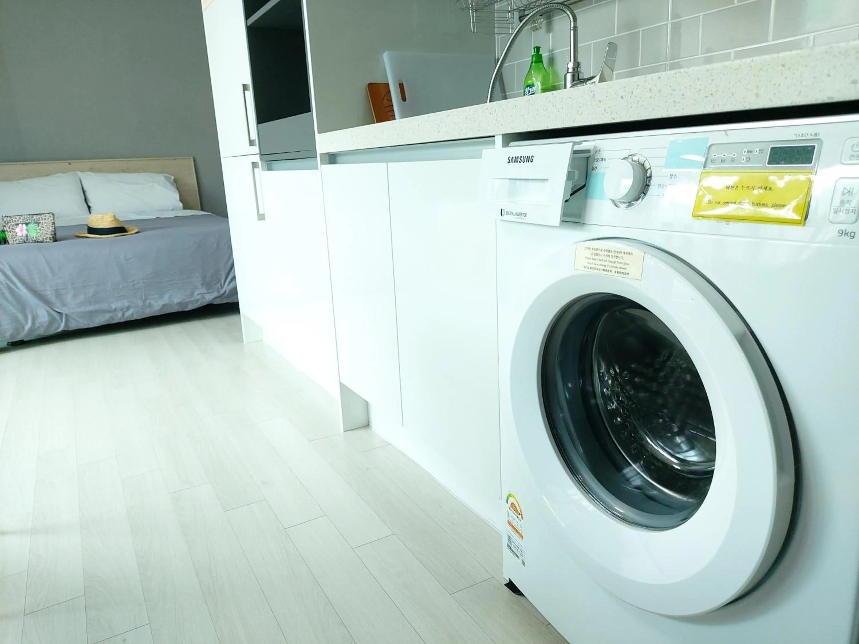 Area and facilities in ARA Palace Hotel