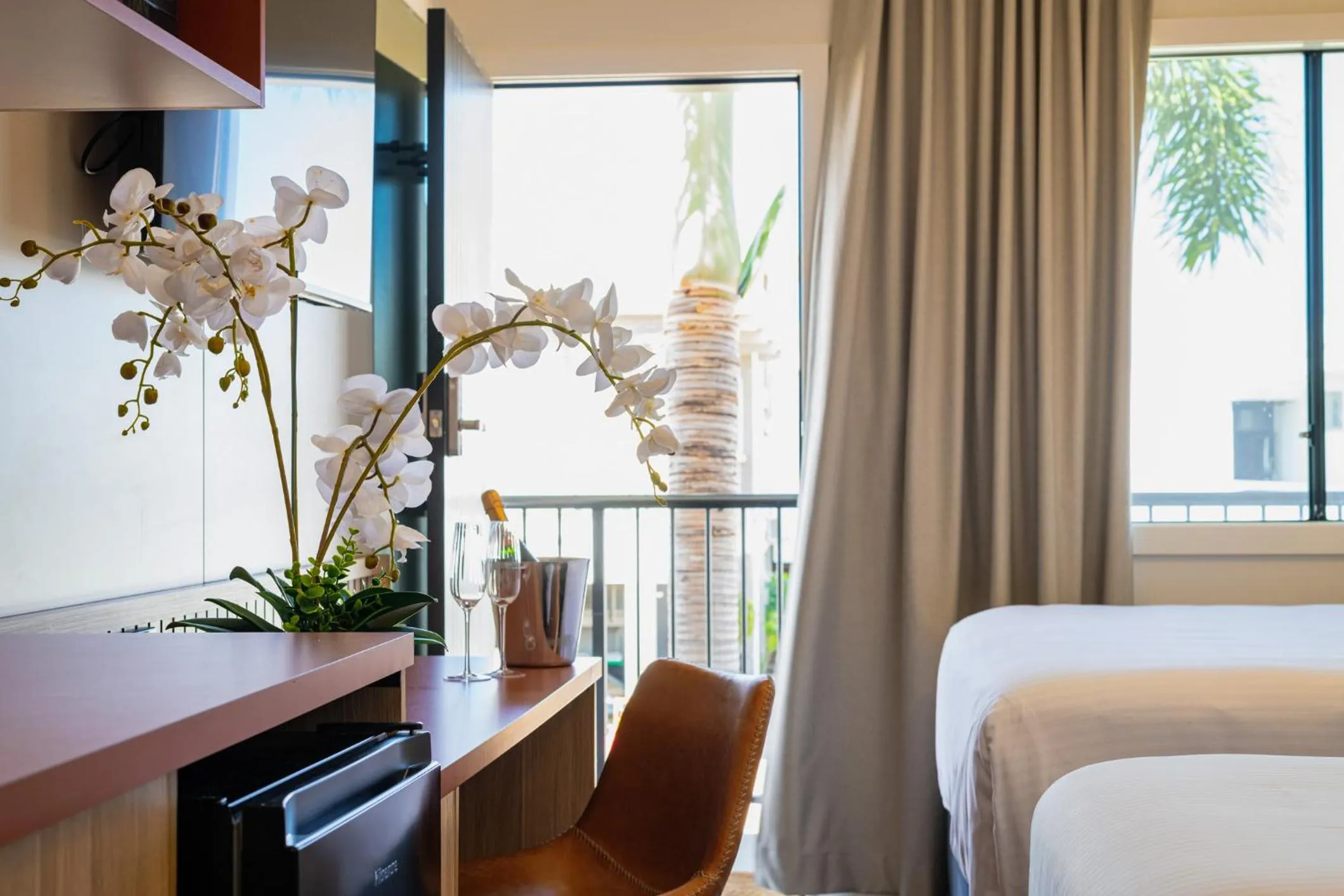 Bedroom, Bed in The Queens Gladstone