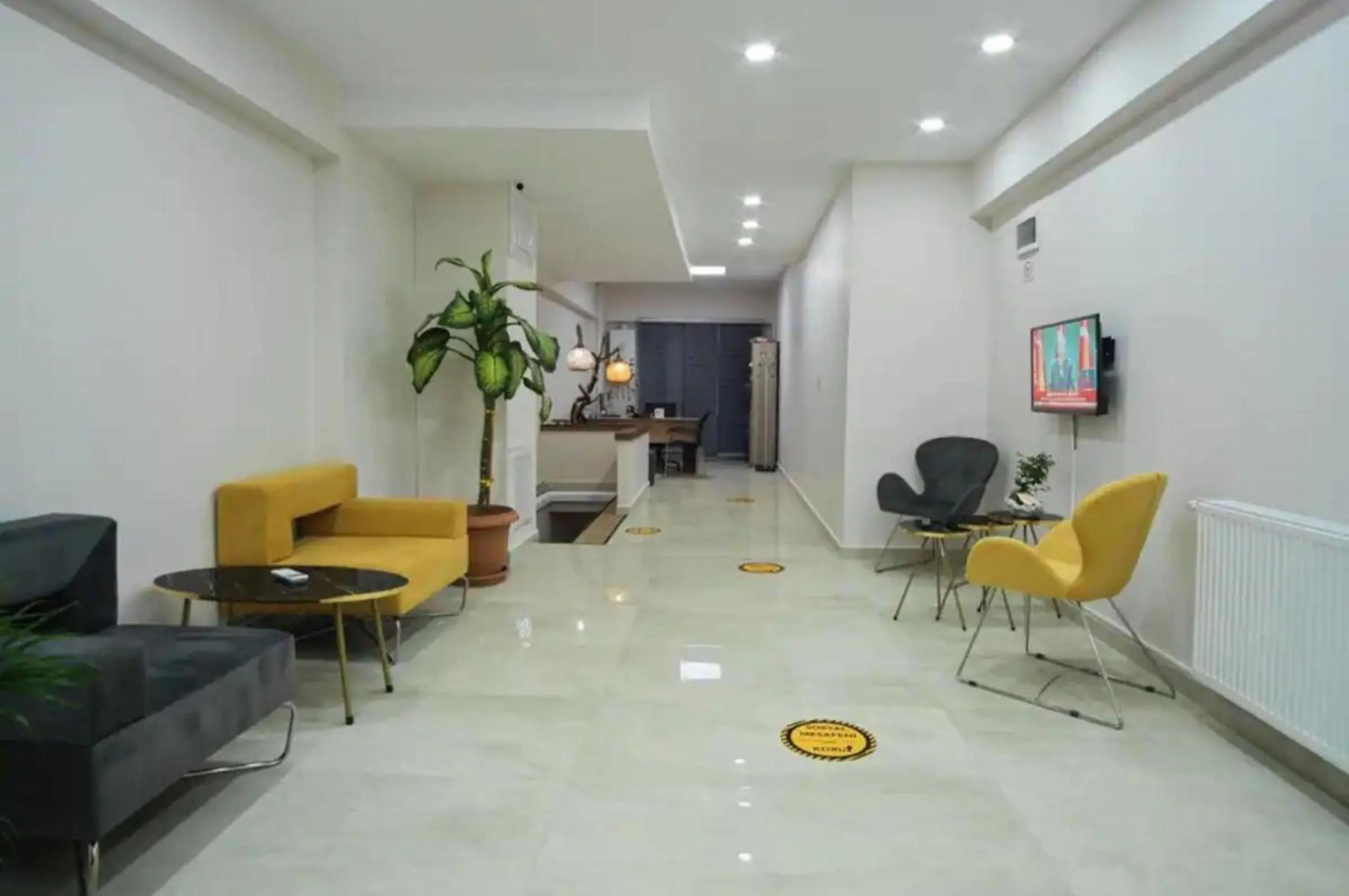 Seating area in Mini Suite Otel