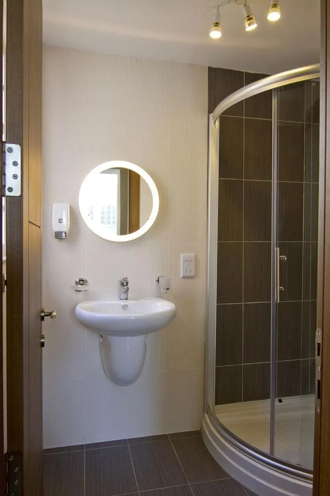 Bathroom in Cresta Beach Studios