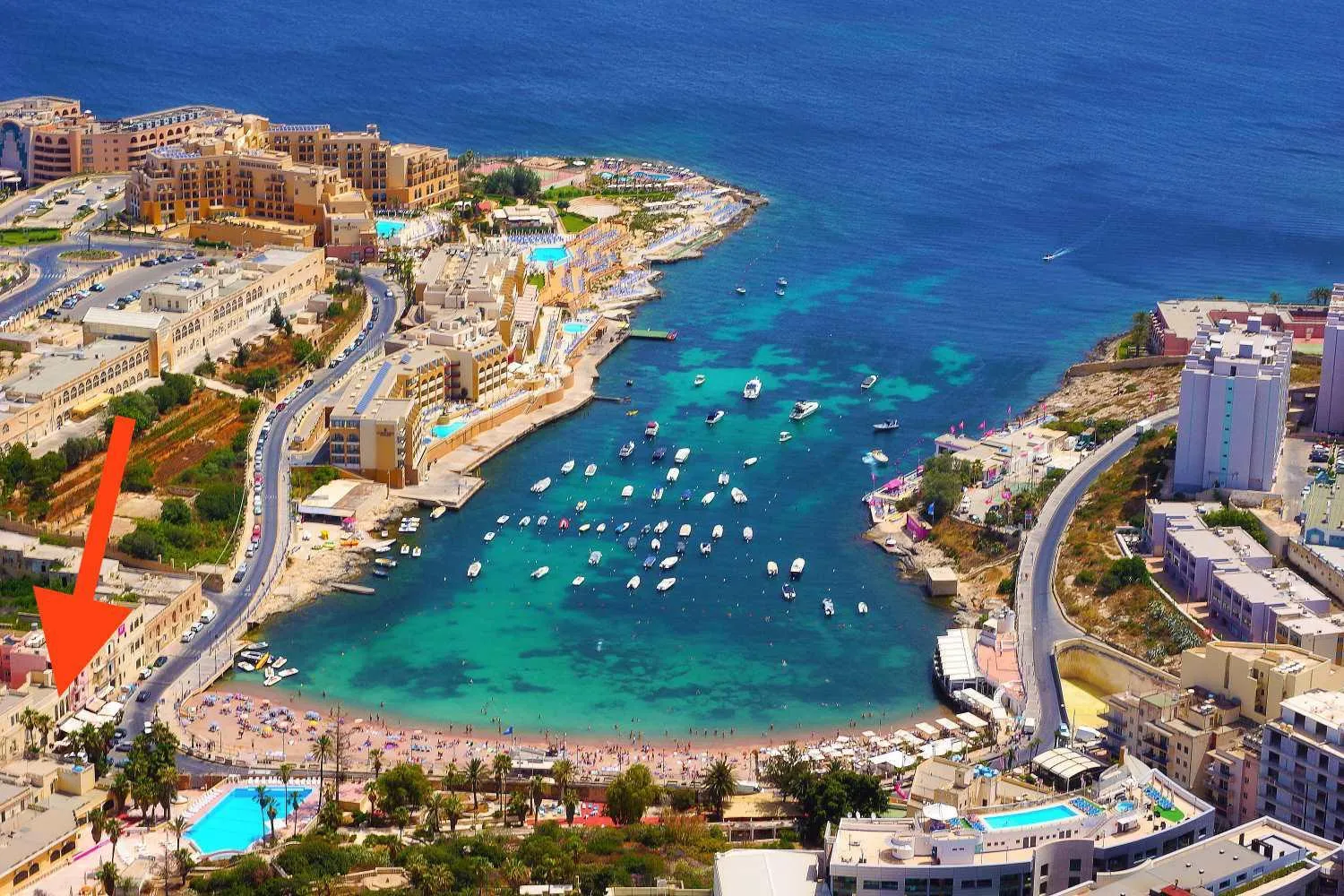 Bird's eye view in Cresta Beach Studios