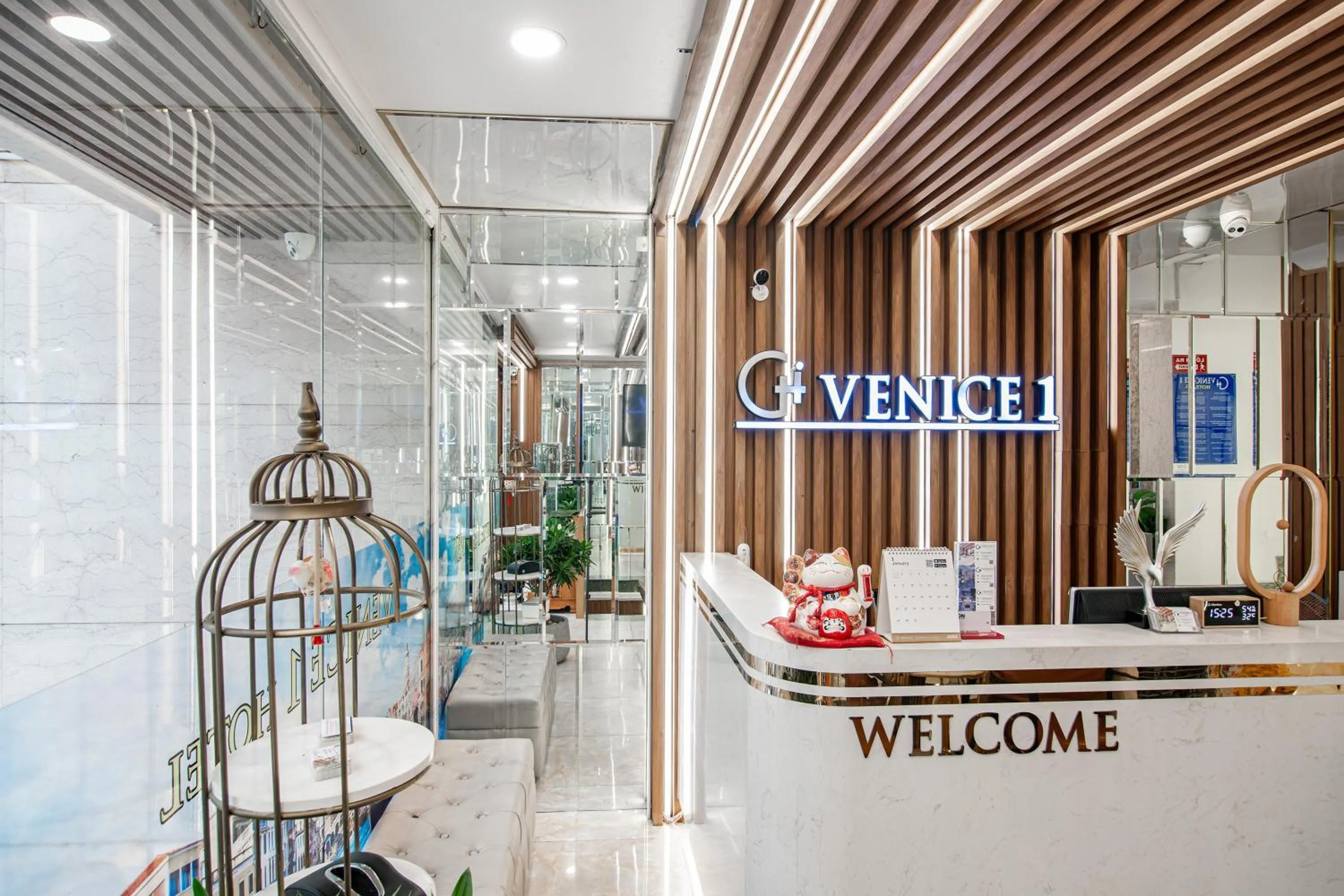 Lobby or reception in Venice 1 Hotel